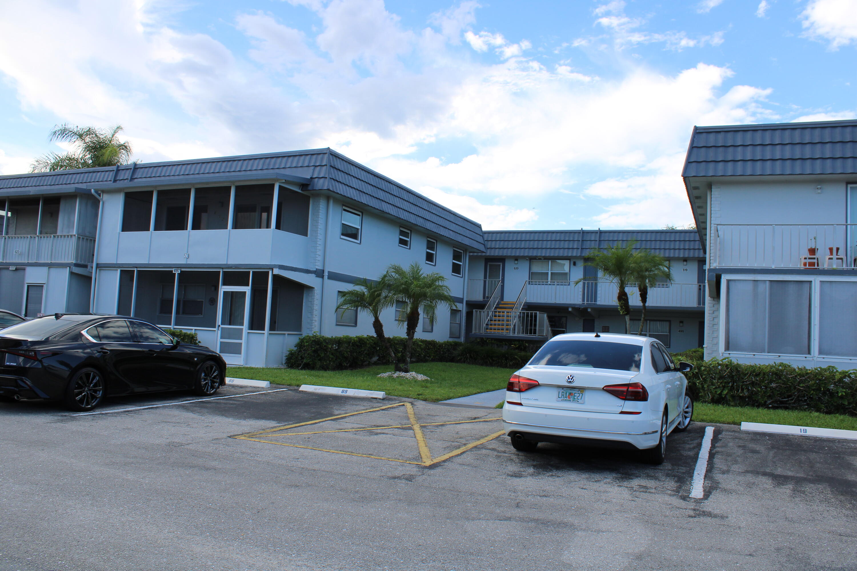 KINGS POINT BRITTANY CONDOS - Residential Lease