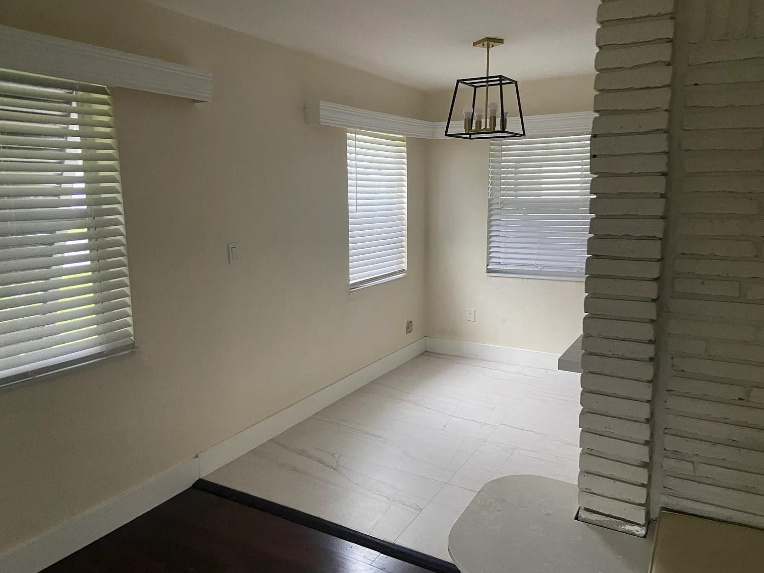 BREEZY MANOR AMENDED - Residential