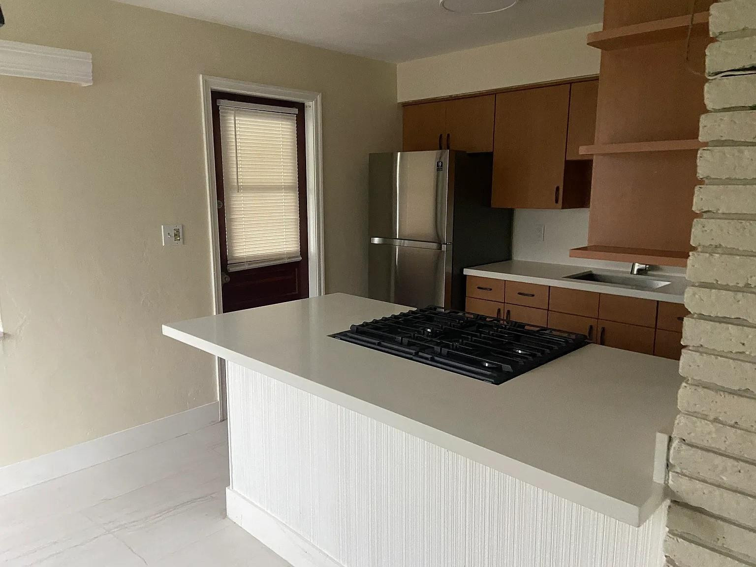 BREEZY MANOR AMENDED - Residential