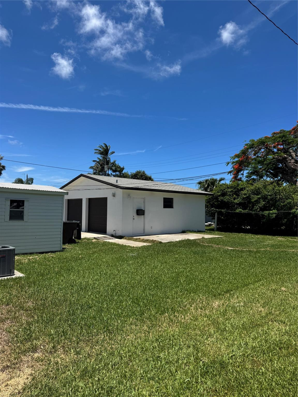 BREEZY MANOR AMENDED - Residential