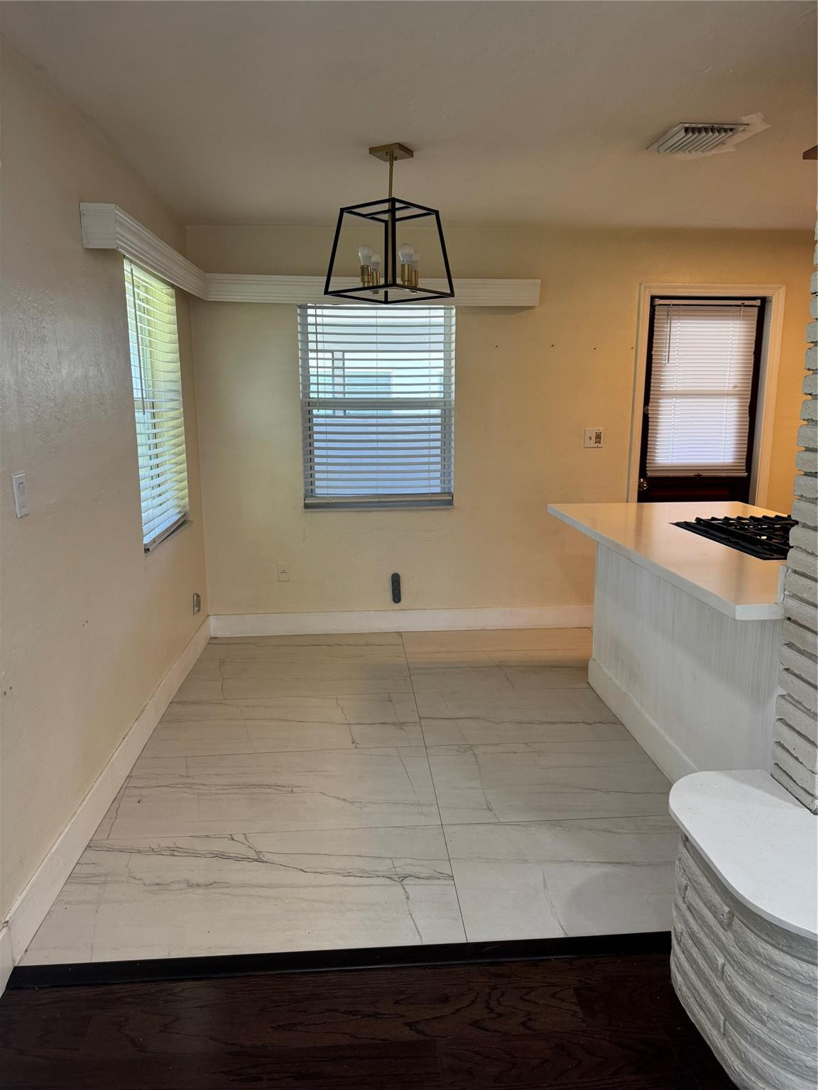 BREEZY MANOR AMENDED - Residential