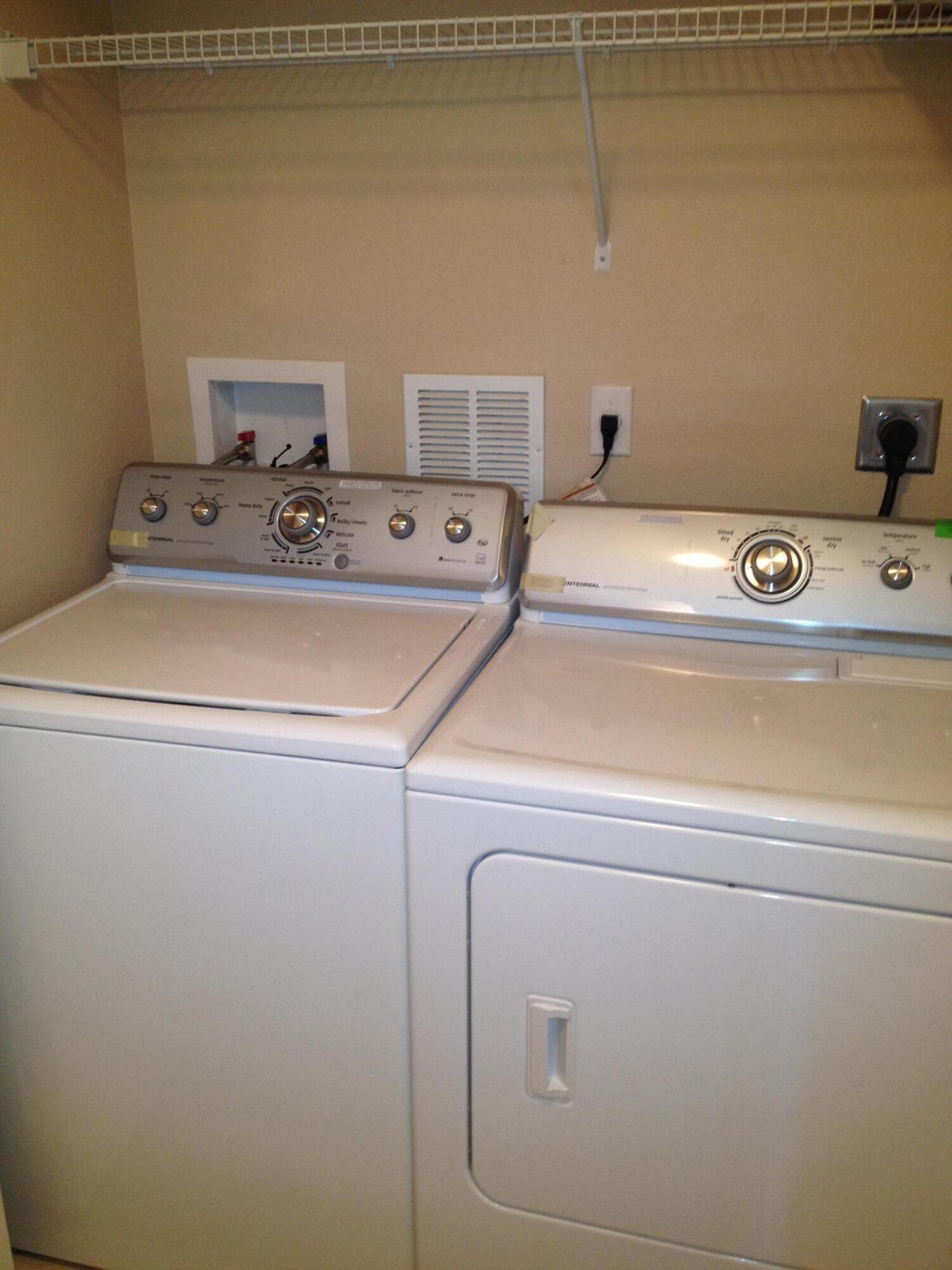 SEMINOLE PALMS - Residential