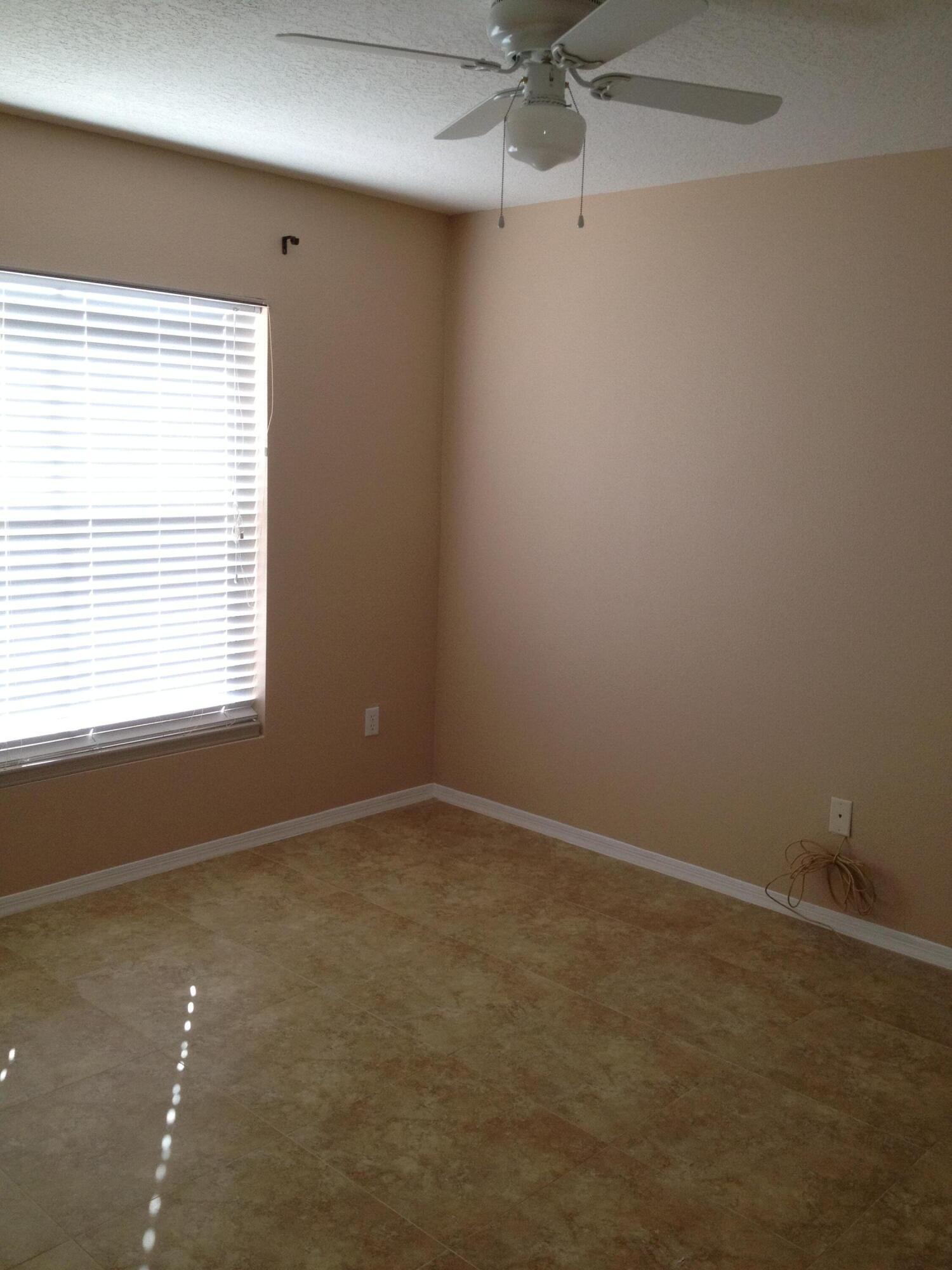 SEMINOLE PALMS - Residential