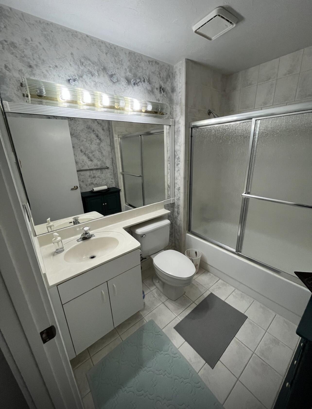 MONTEGO BAY AT BOCA POINTE CONDO - Residential Lease