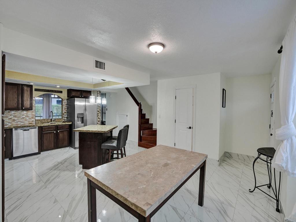 Welleby Springs - Residential