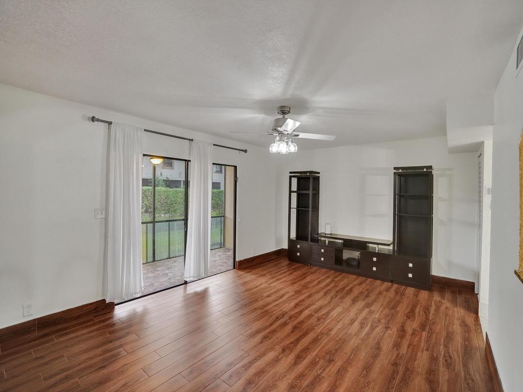 Welleby Springs - Residential