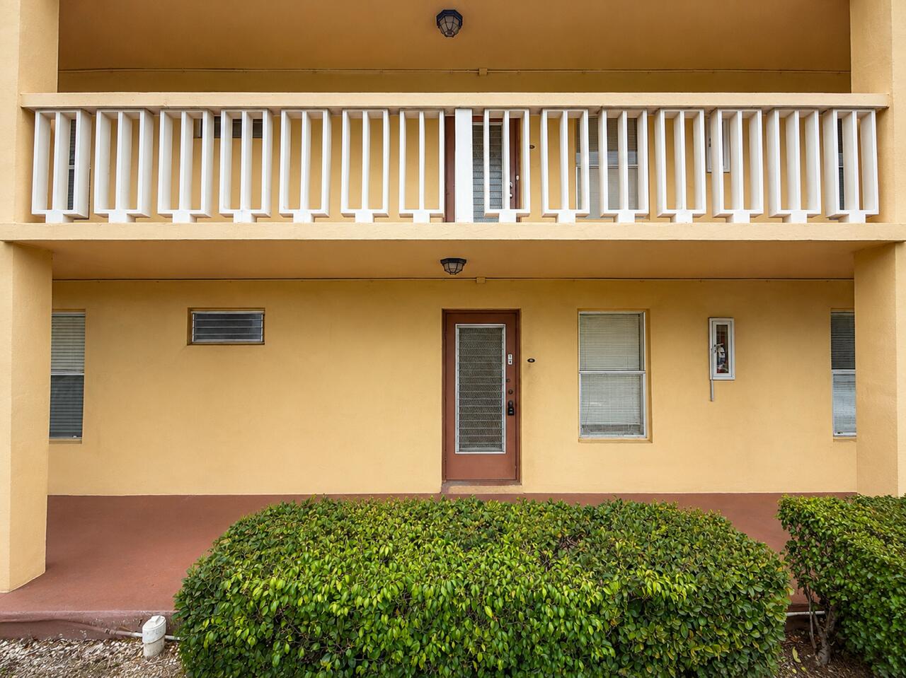 BERMUDA CLUB SIX CONDO - Residential