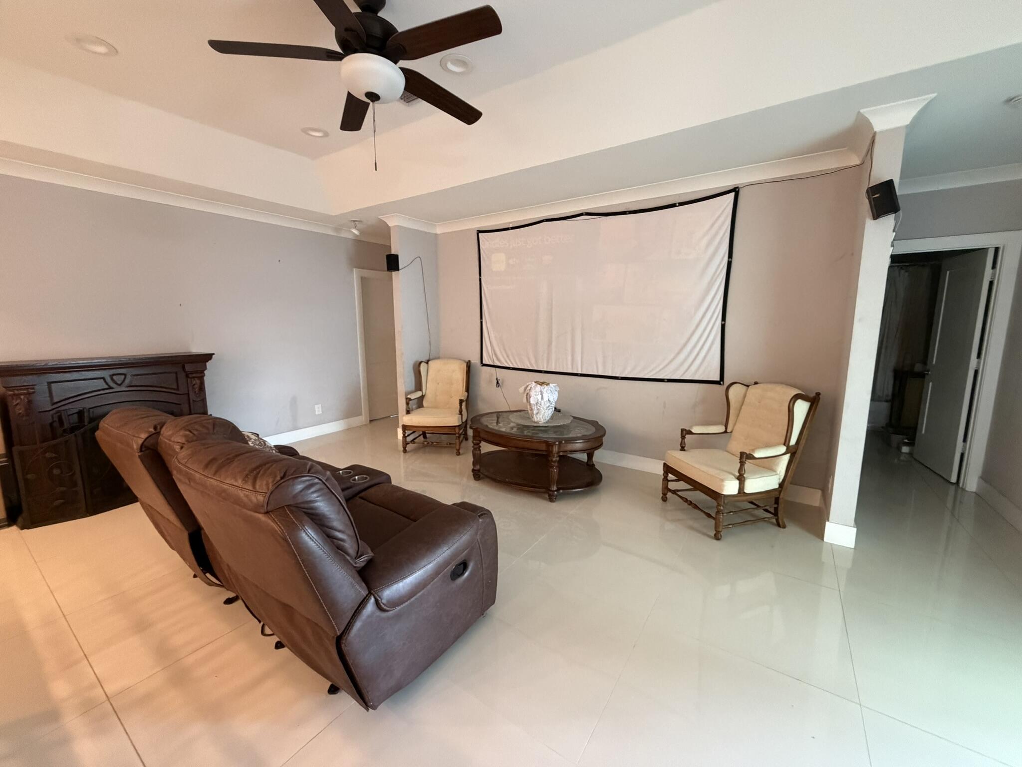 PORT ST LUCIE SECTION 33 - Residential