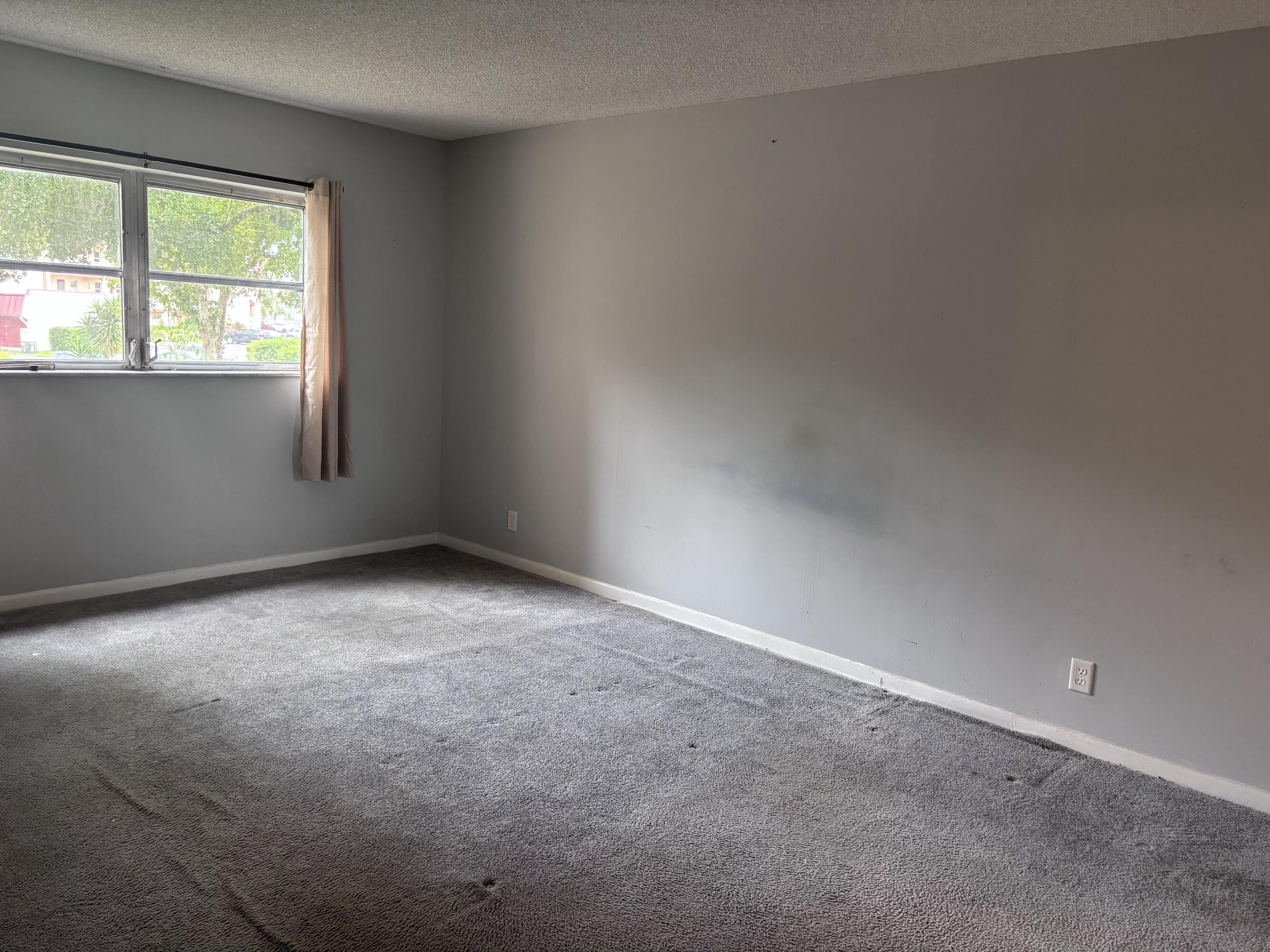 ORIOLE GOLF & TENNIS CLUB CONDO - Residential