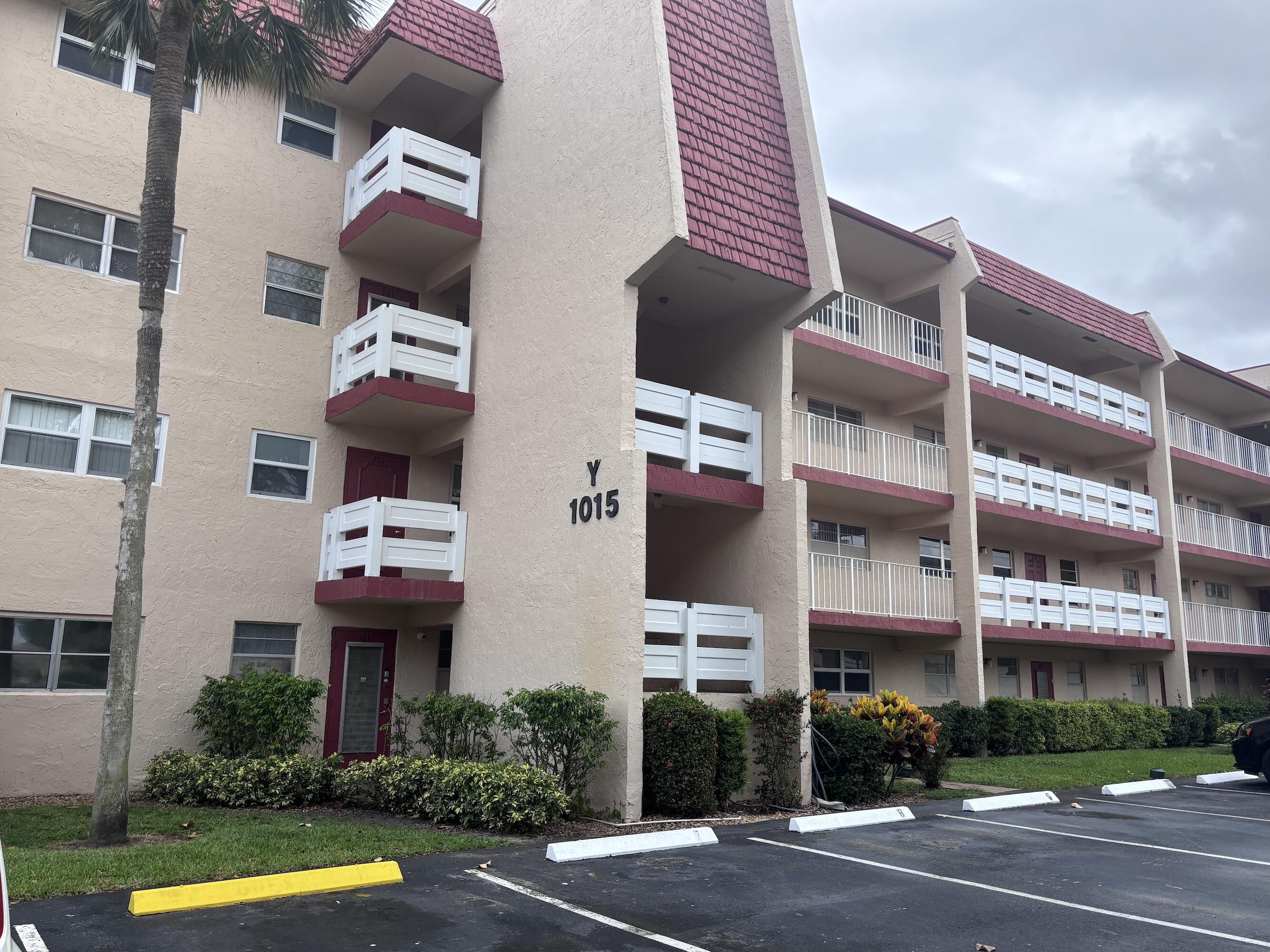 Welcome to this lovely 1 bedroom 1 bathroom condo in the community of Oriole Golf & Tennis Club. This property is priced to make it your own. Property located centrally on the second floor. Has a nice patio space where you can sit outside to enjoy with a book or a cup of coffee. Looking for that 55 plus Florida lifestyle this community has it all from a clubhouse, pool, shuffle board, and so much more. Close to so many shops, restaurants, which is such a convenience. No pets or renting for the first 2 years.