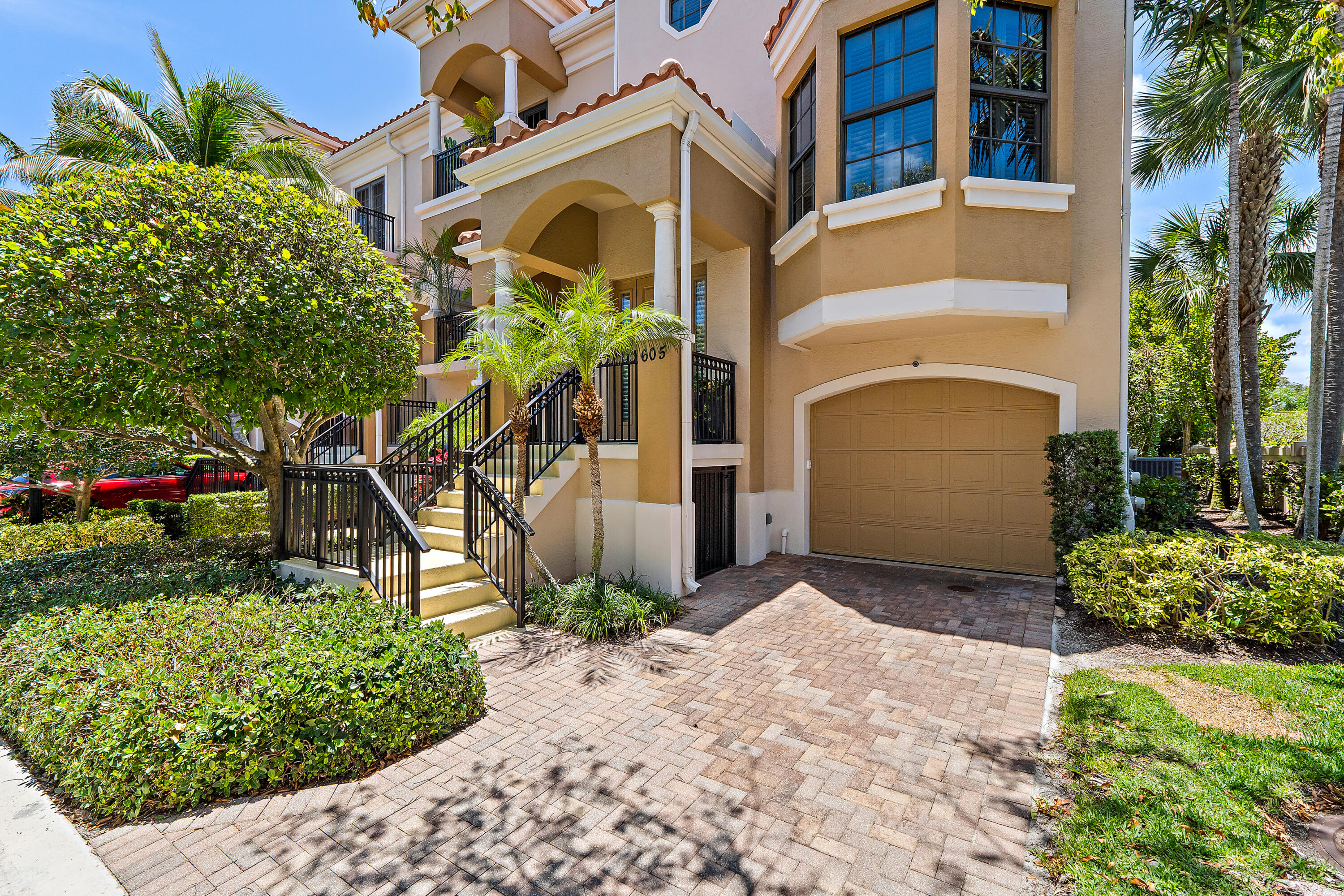 CASA DEL SOL OF TEQUESTA - Residential