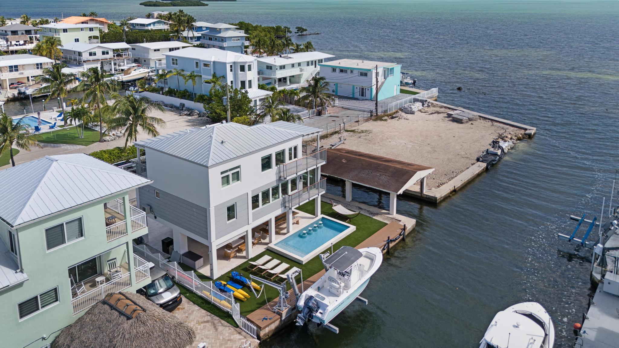 RAES CUDA CANAL SUBD - Residential