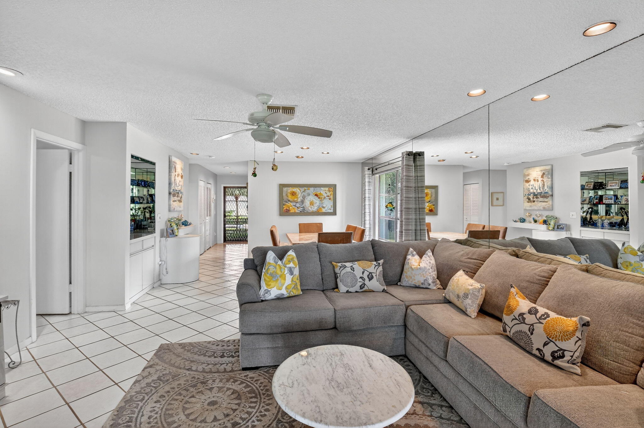 SOUTHPORT AT HUNTERS RUN CONDO - Residential