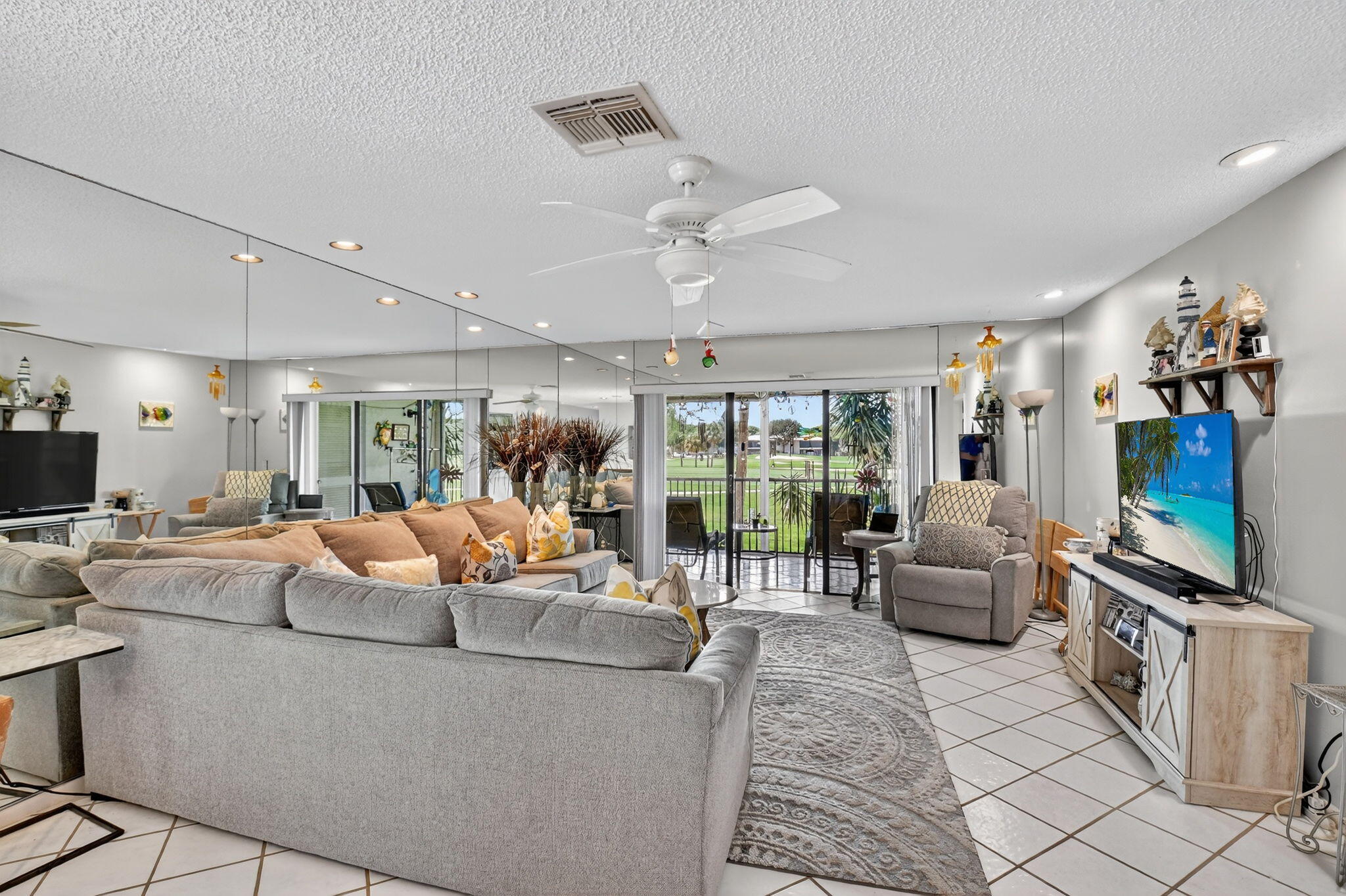 SOUTHPORT AT HUNTERS RUN CONDO - Residential