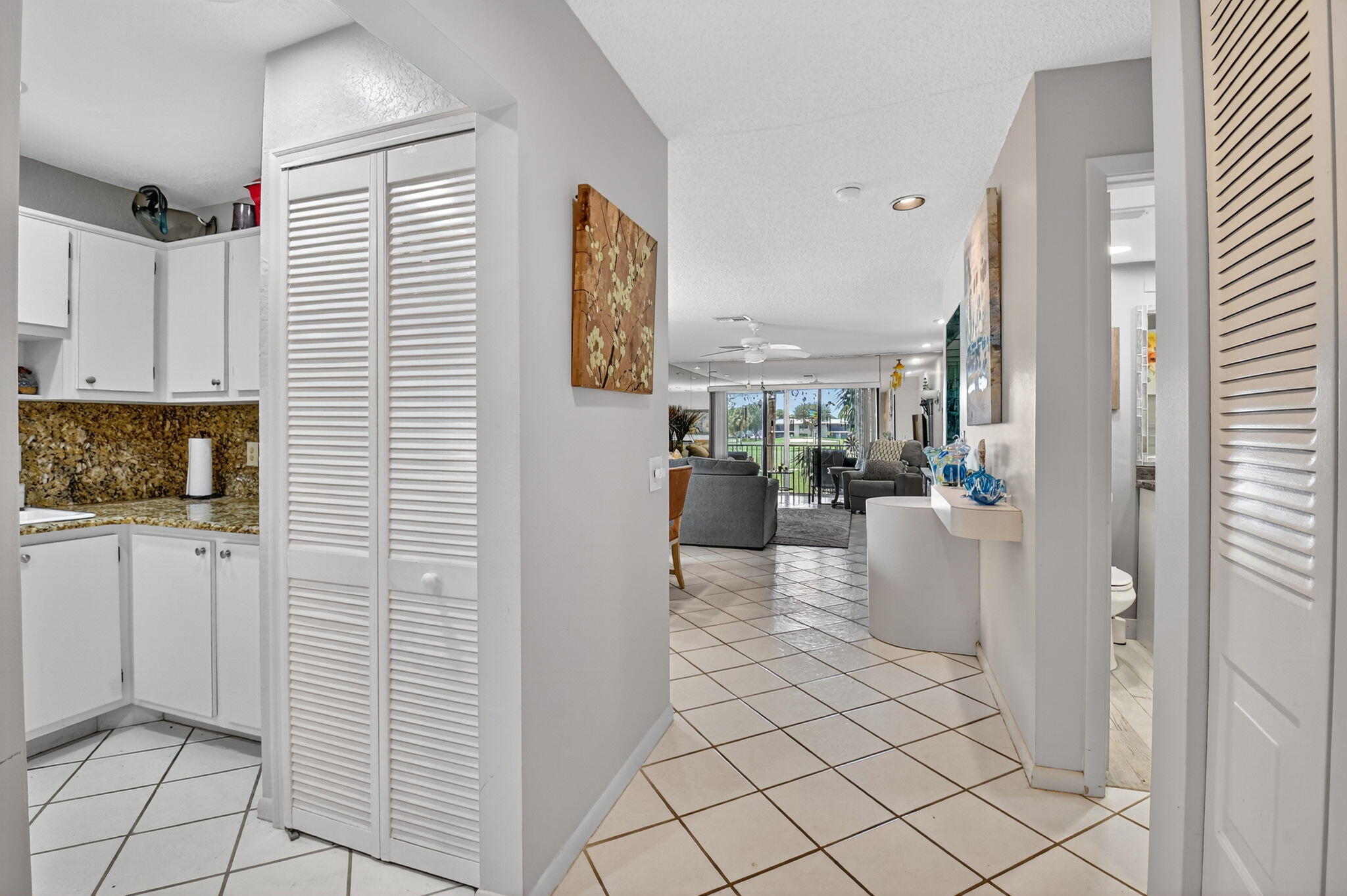 SOUTHPORT AT HUNTERS RUN CONDO - Residential