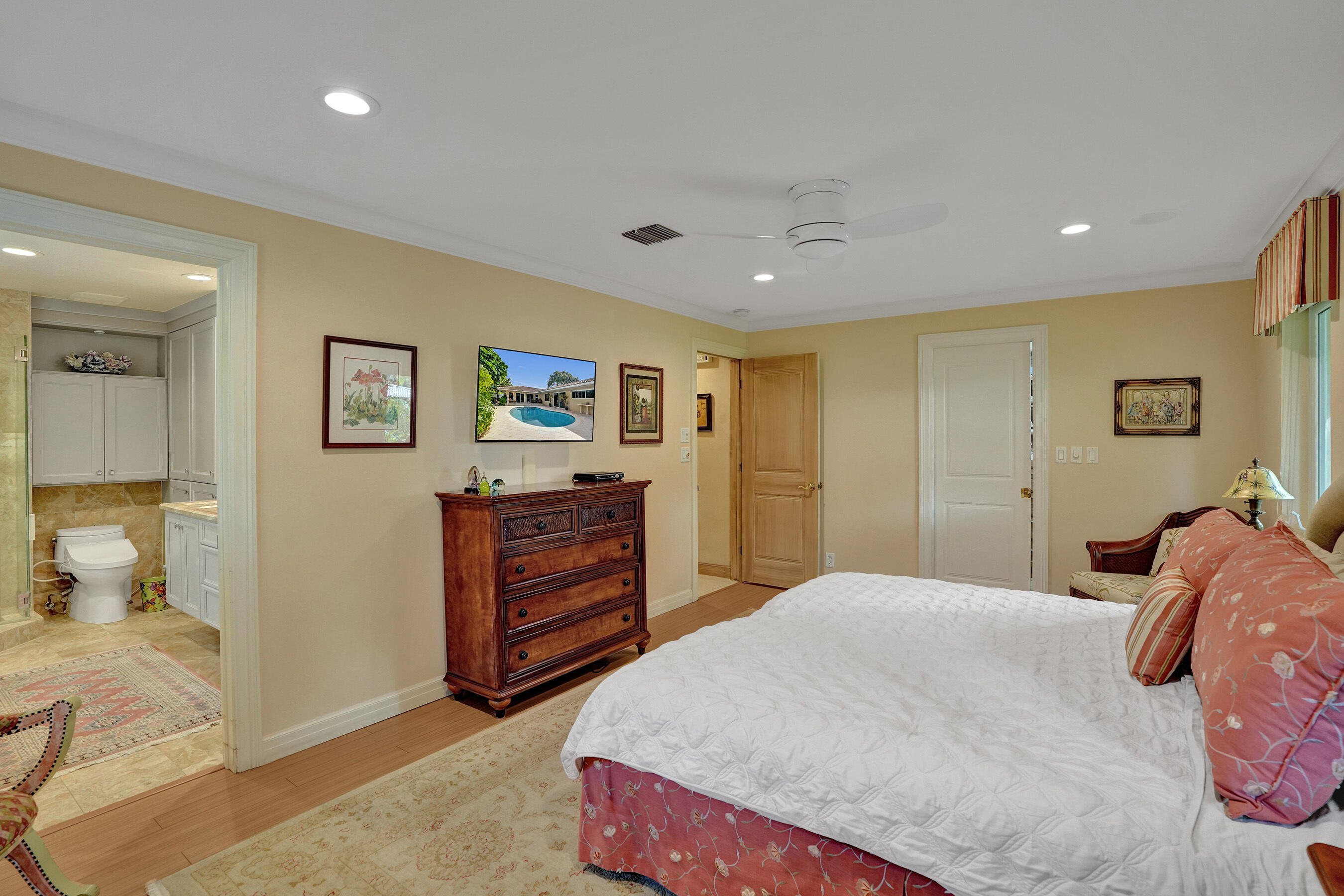 Coral Ridge Country Club Estates - Residential