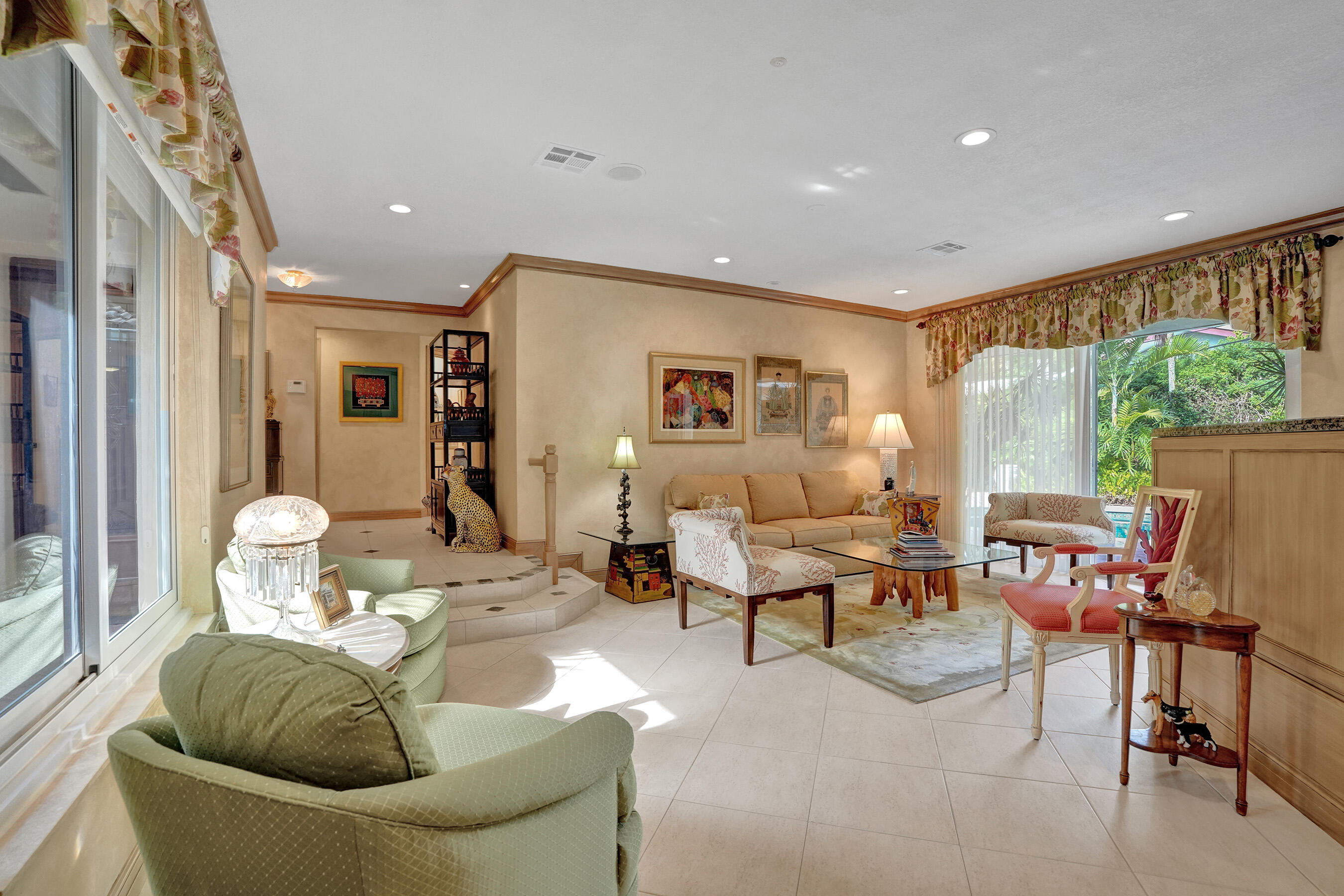 Coral Ridge Country Club Estates - Residential