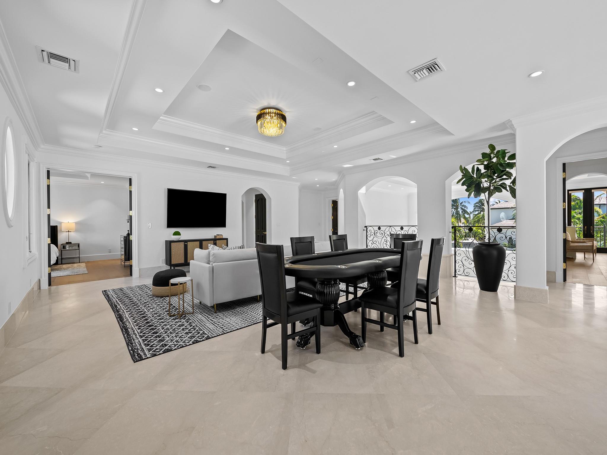 Lighthouse Point First Se - Residential