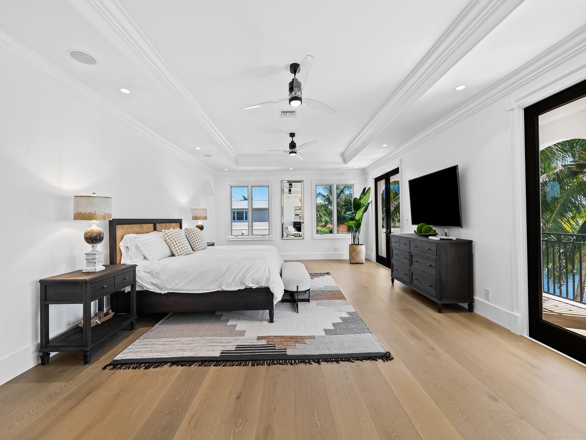 Lighthouse Point First Se - Residential