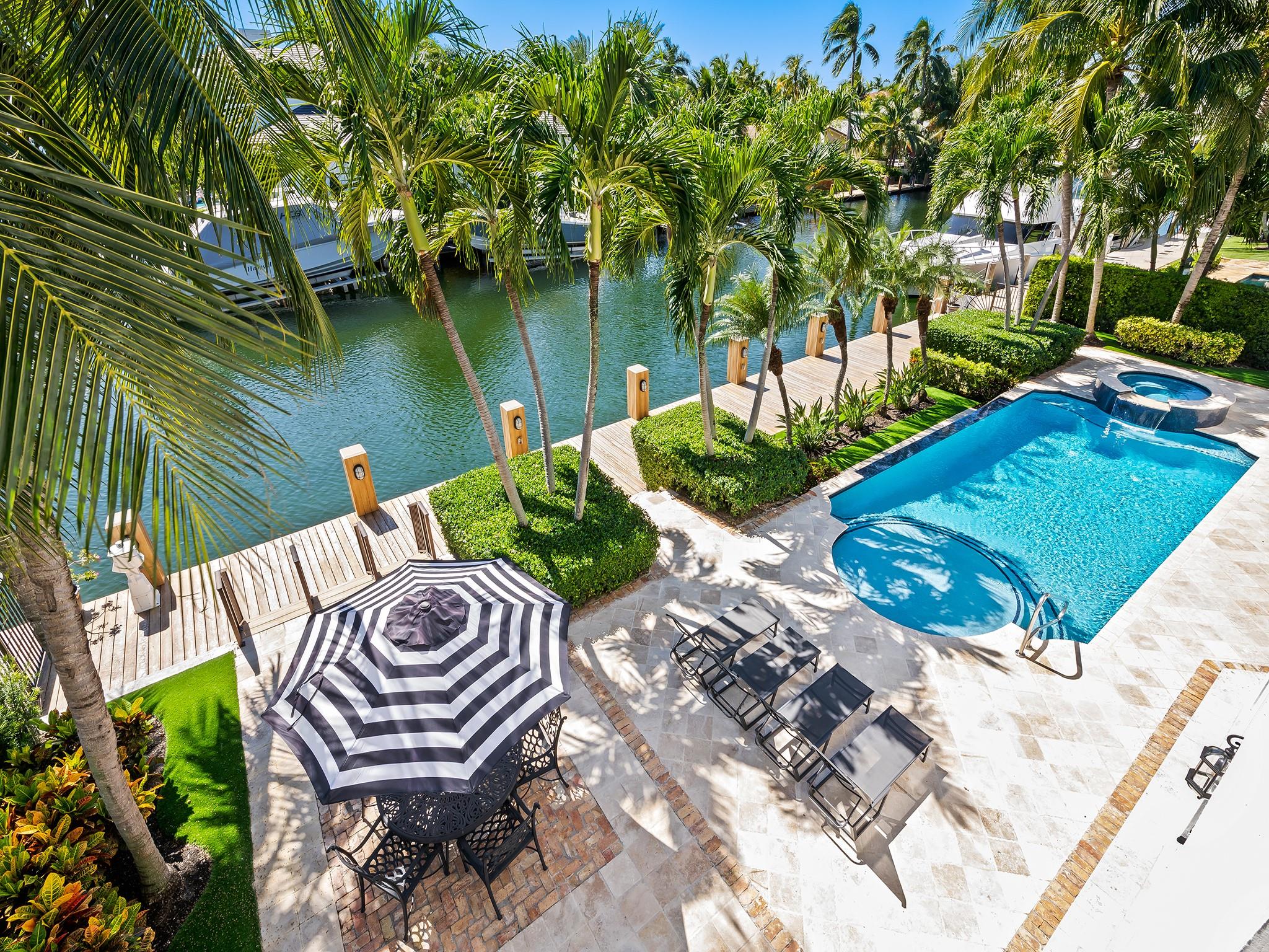 Lighthouse Point First Se - Residential