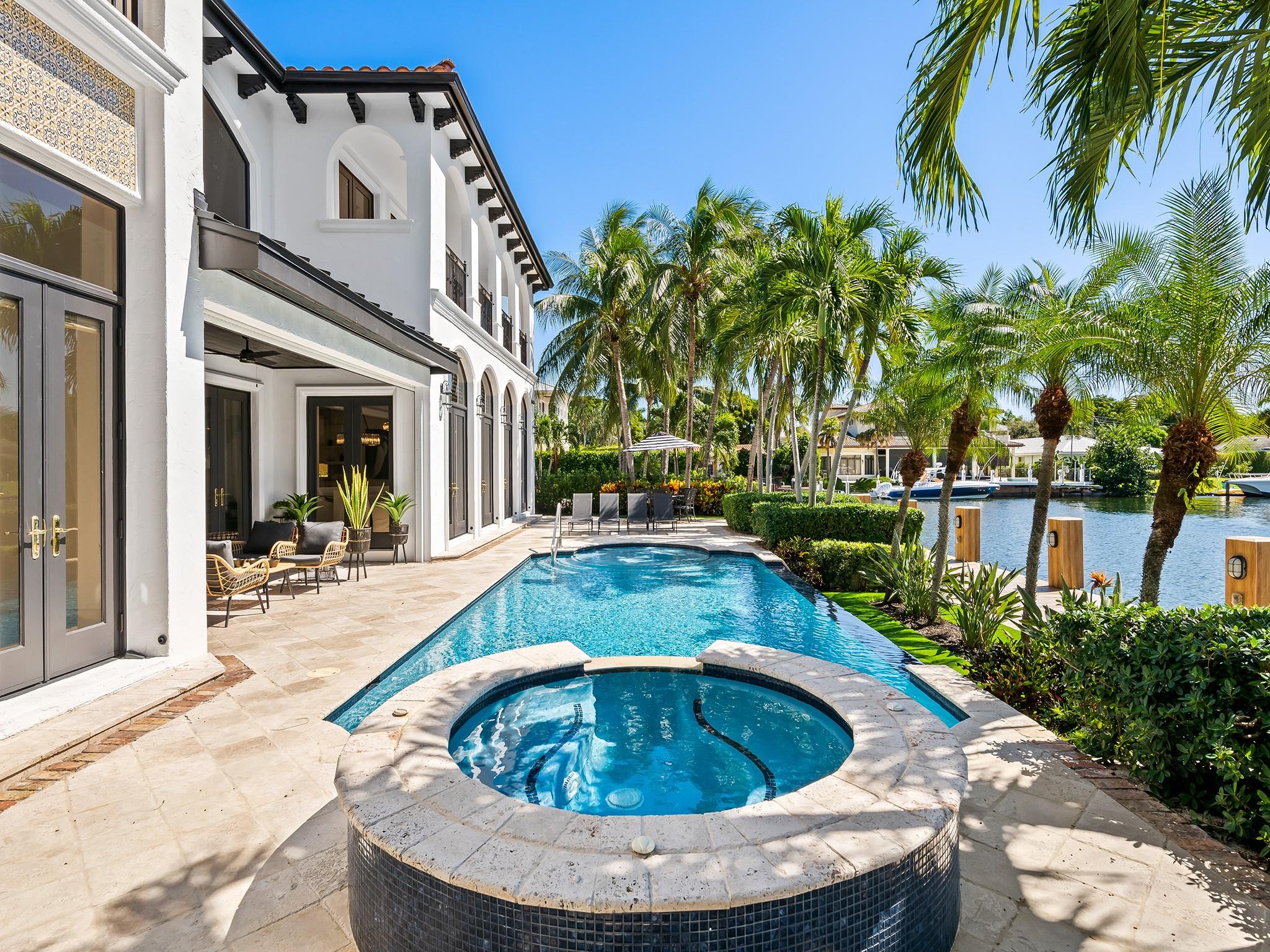 Lighthouse Point First Se - Residential