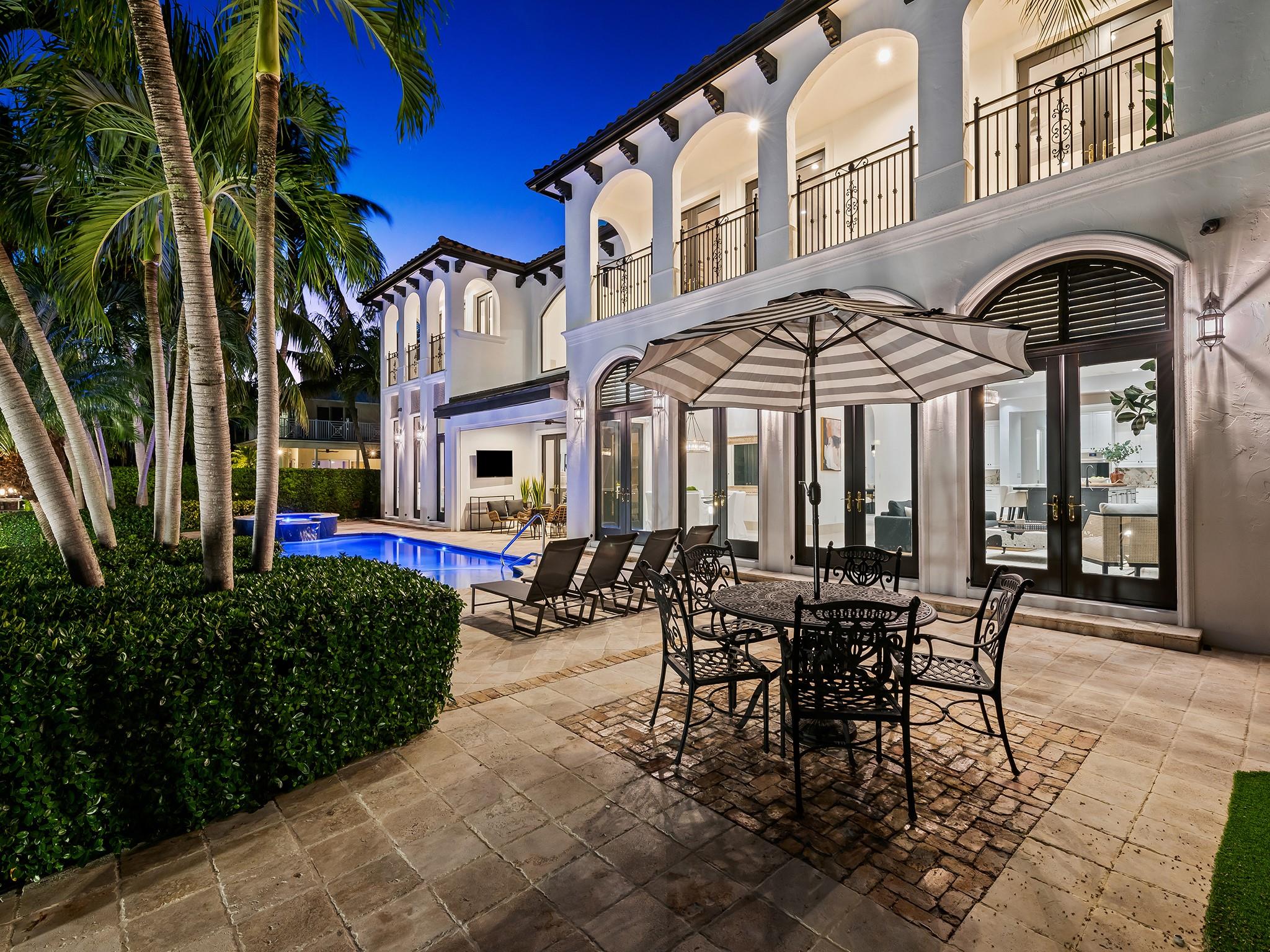 Lighthouse Point First Se - Residential