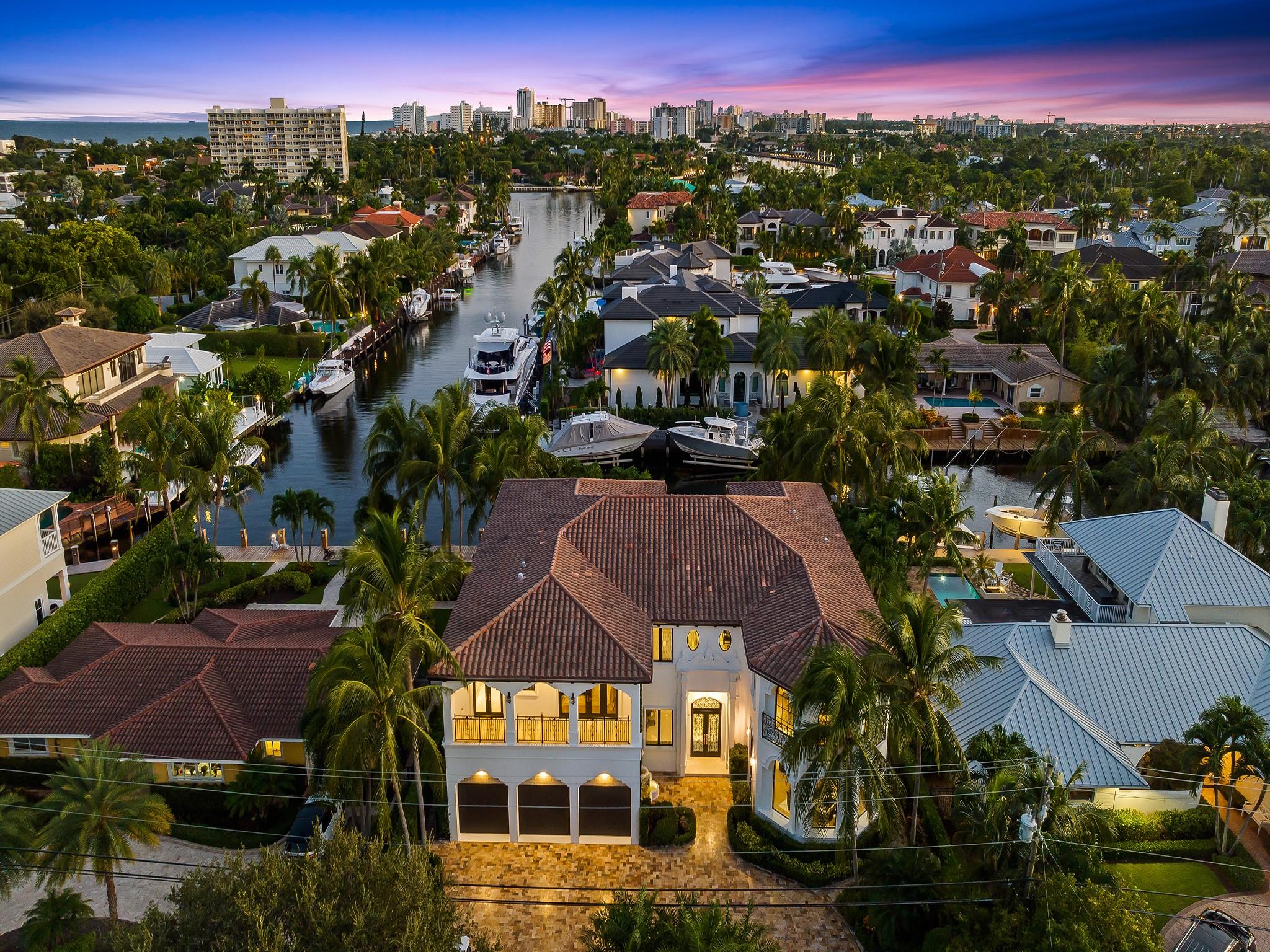 Lighthouse Point First Se - Residential