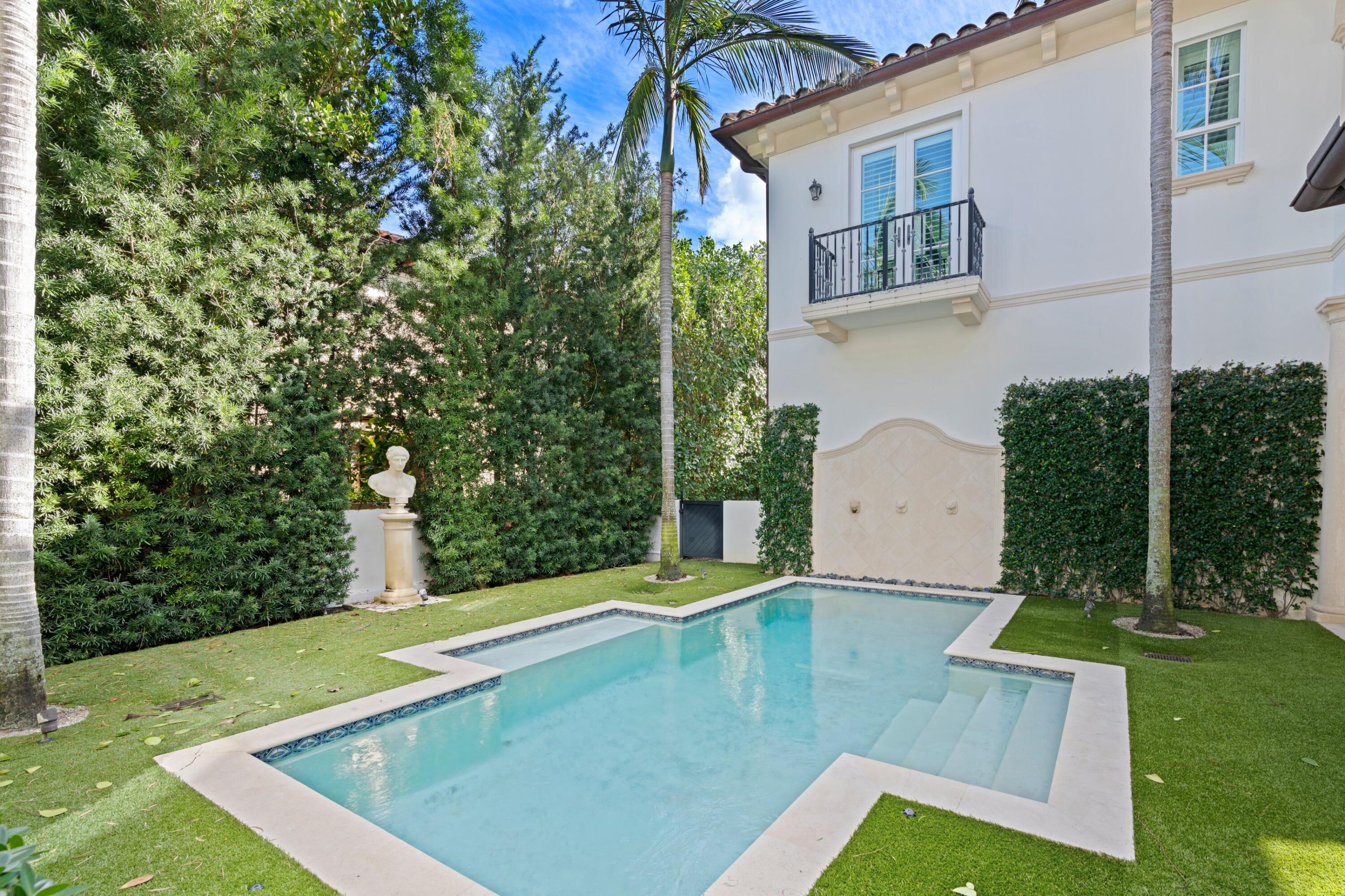 ROYAL PARK - Residential