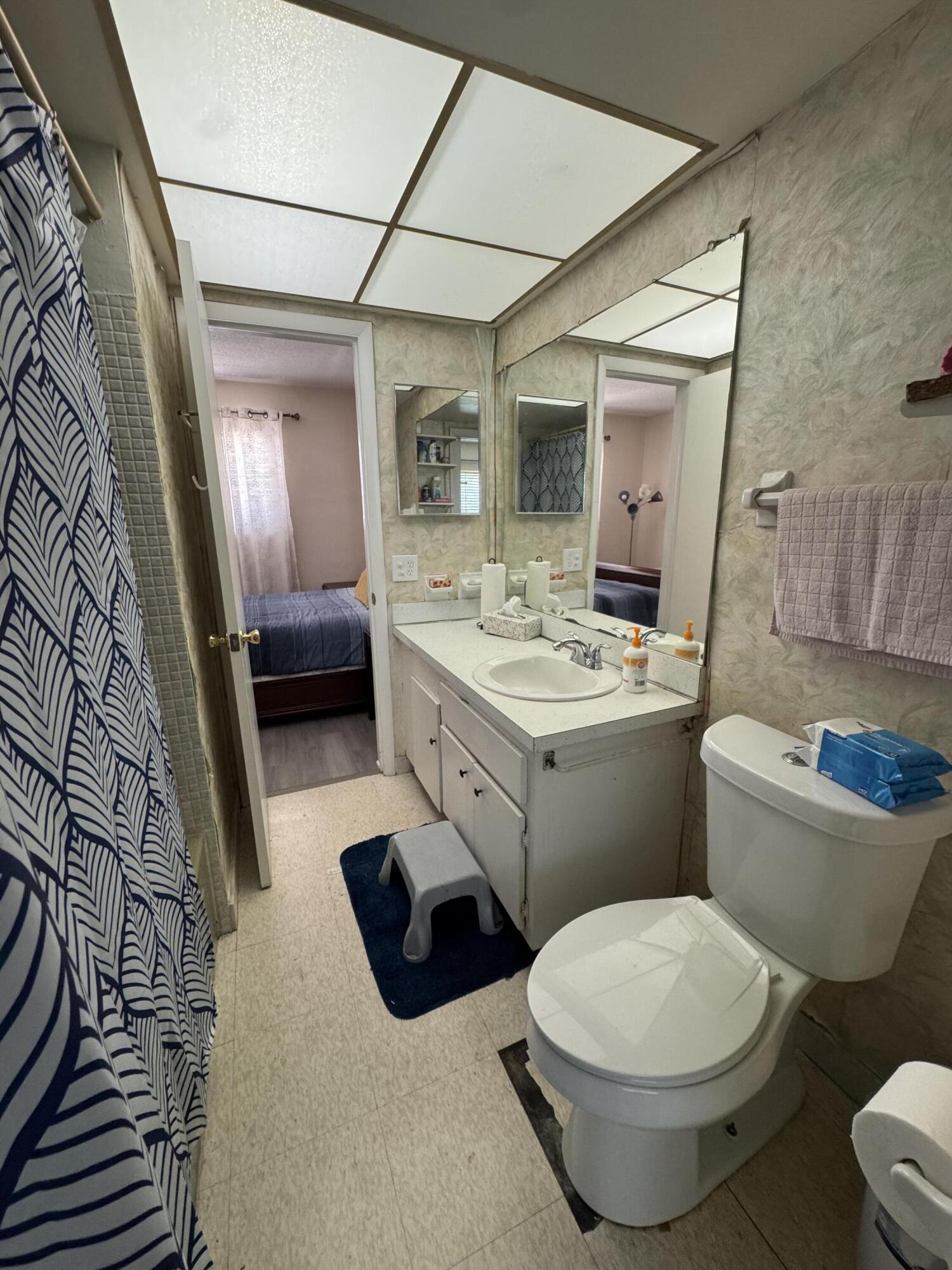 LEISUREVILLE FAIRWAY ONE CONDO - Residential