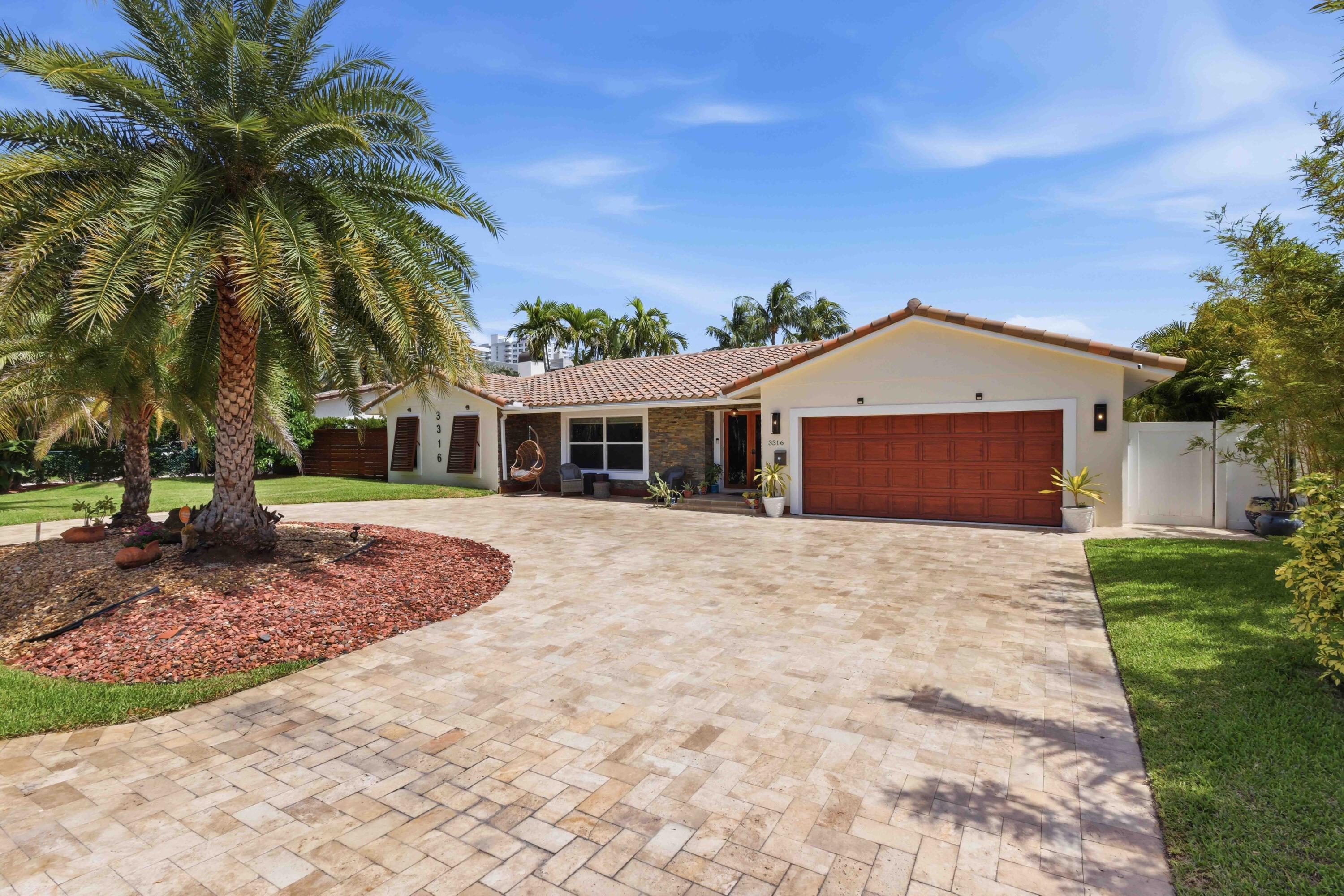 BERMUDA-RIVIERA SUB OF GALT - Residential