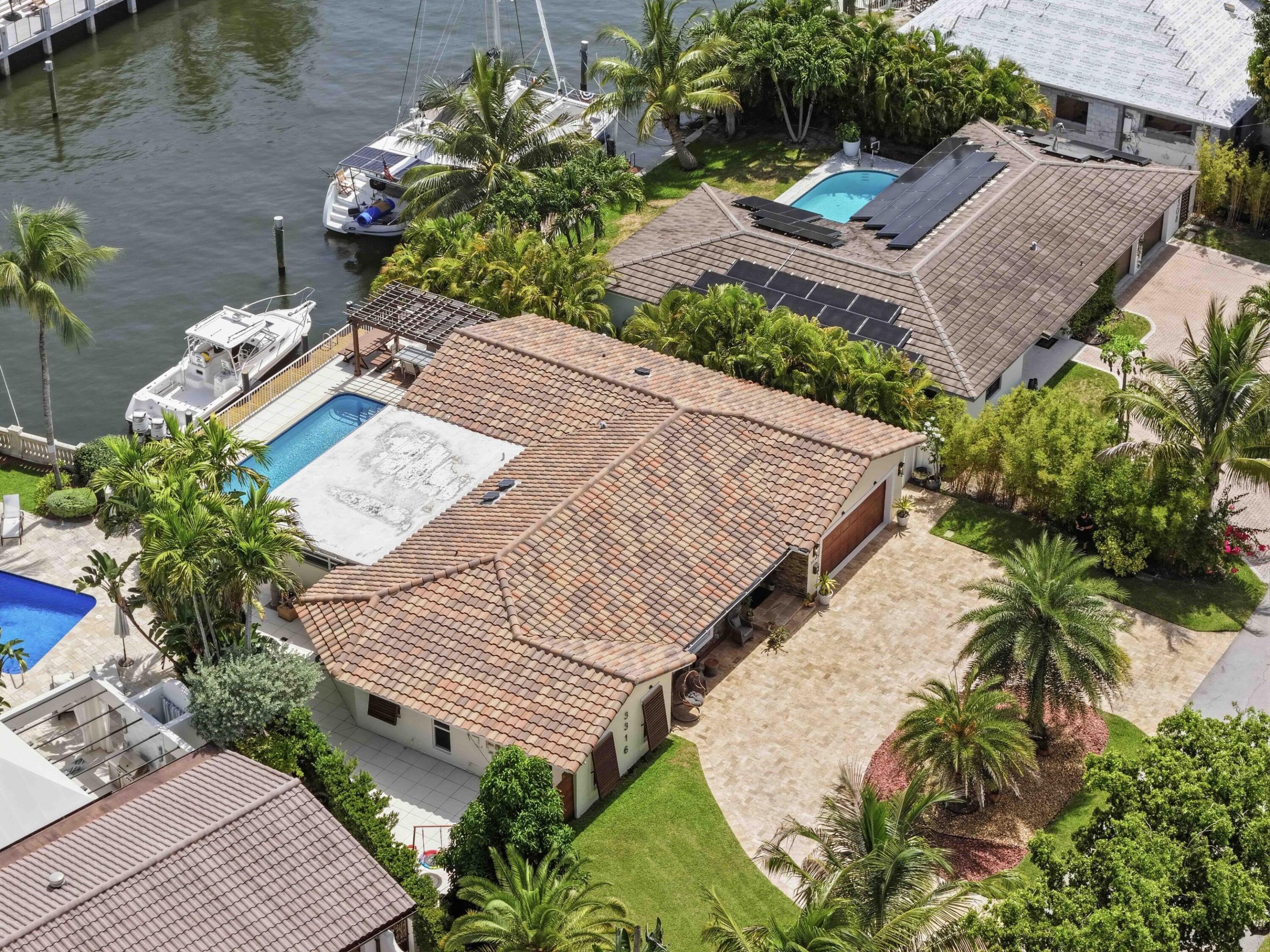 BERMUDA-RIVIERA SUB OF GALT - Residential