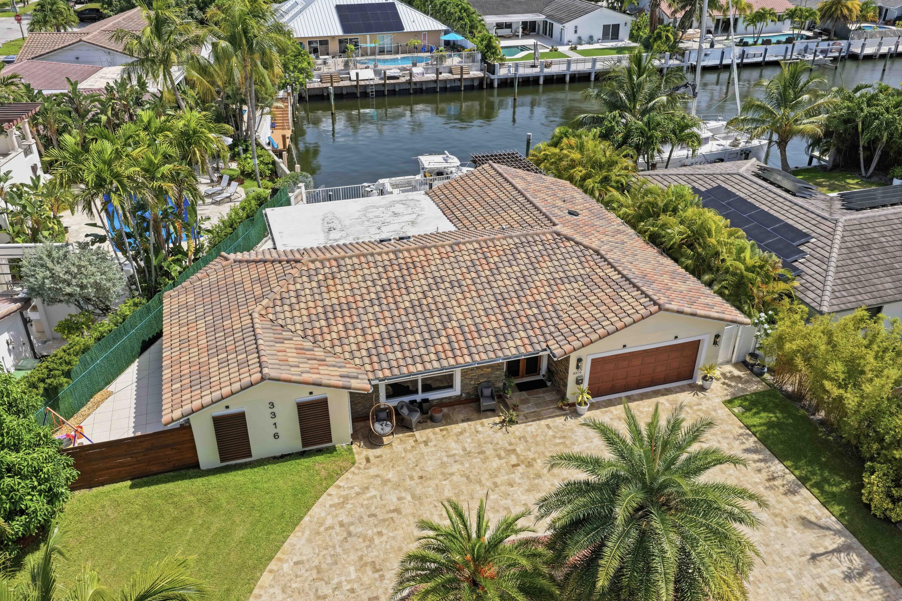 BERMUDA-RIVIERA SUB OF GALT - Residential