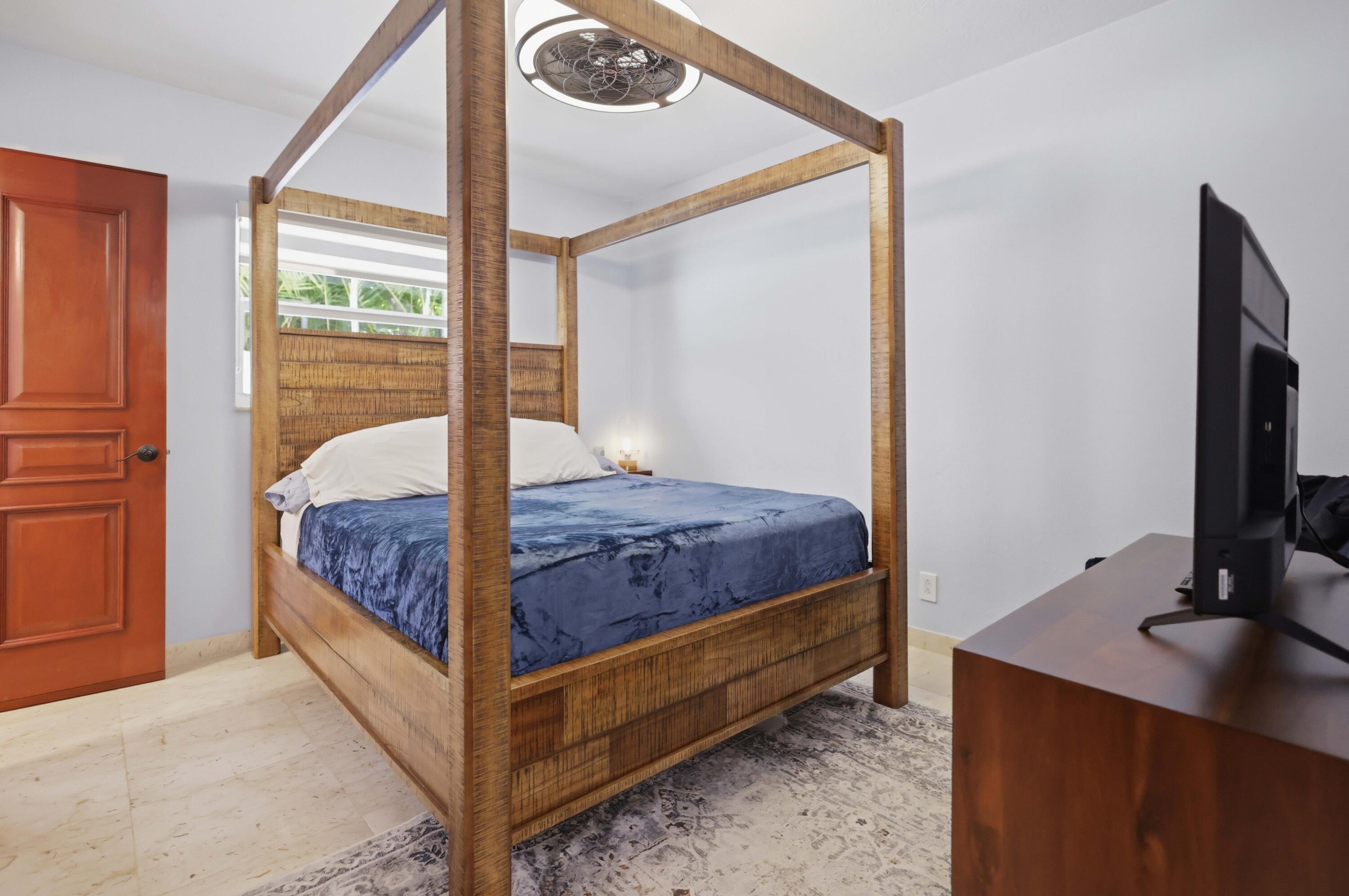 BERMUDA-RIVIERA SUB OF GALT - Residential