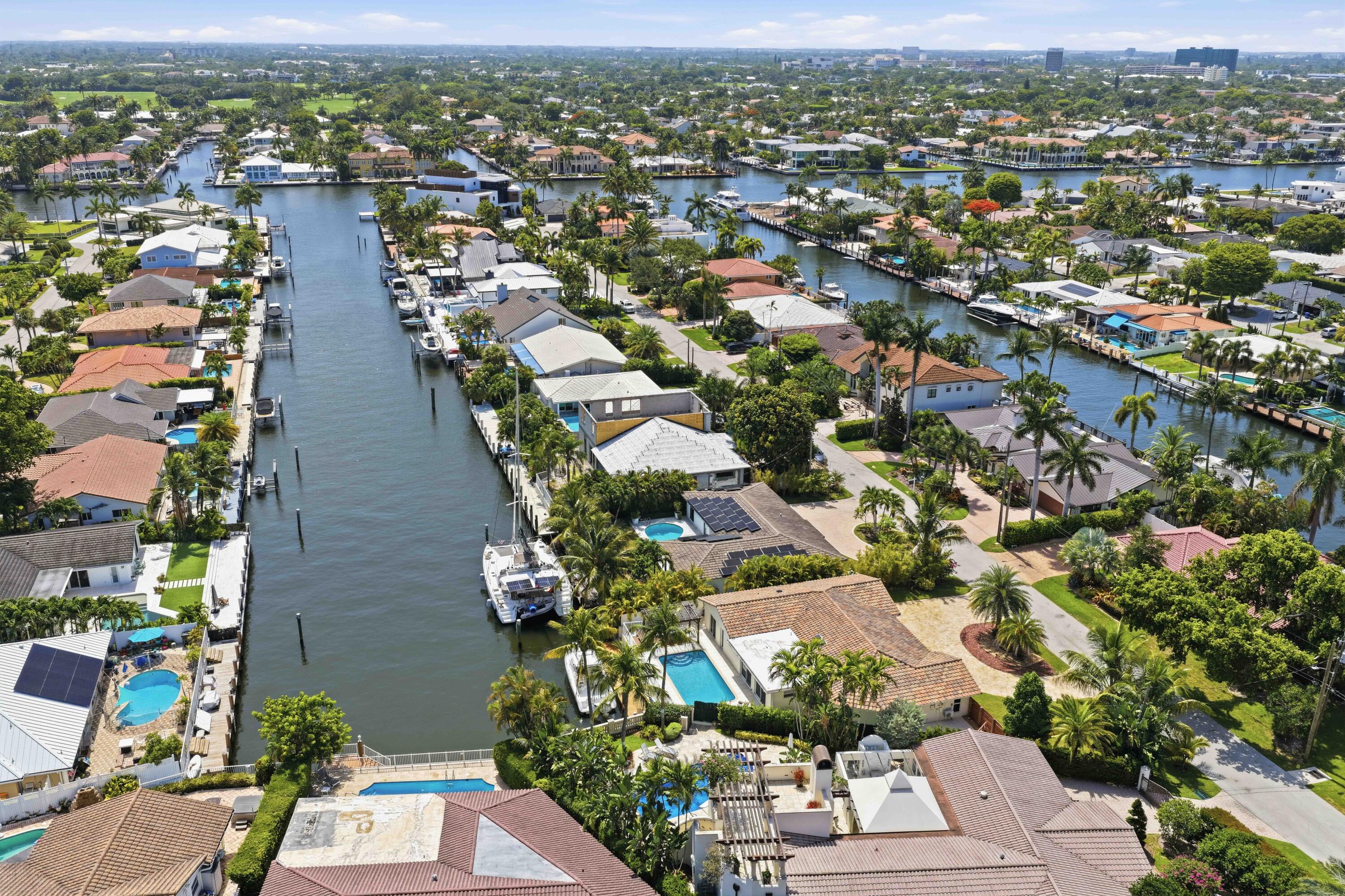 BERMUDA-RIVIERA SUB OF GALT - Residential