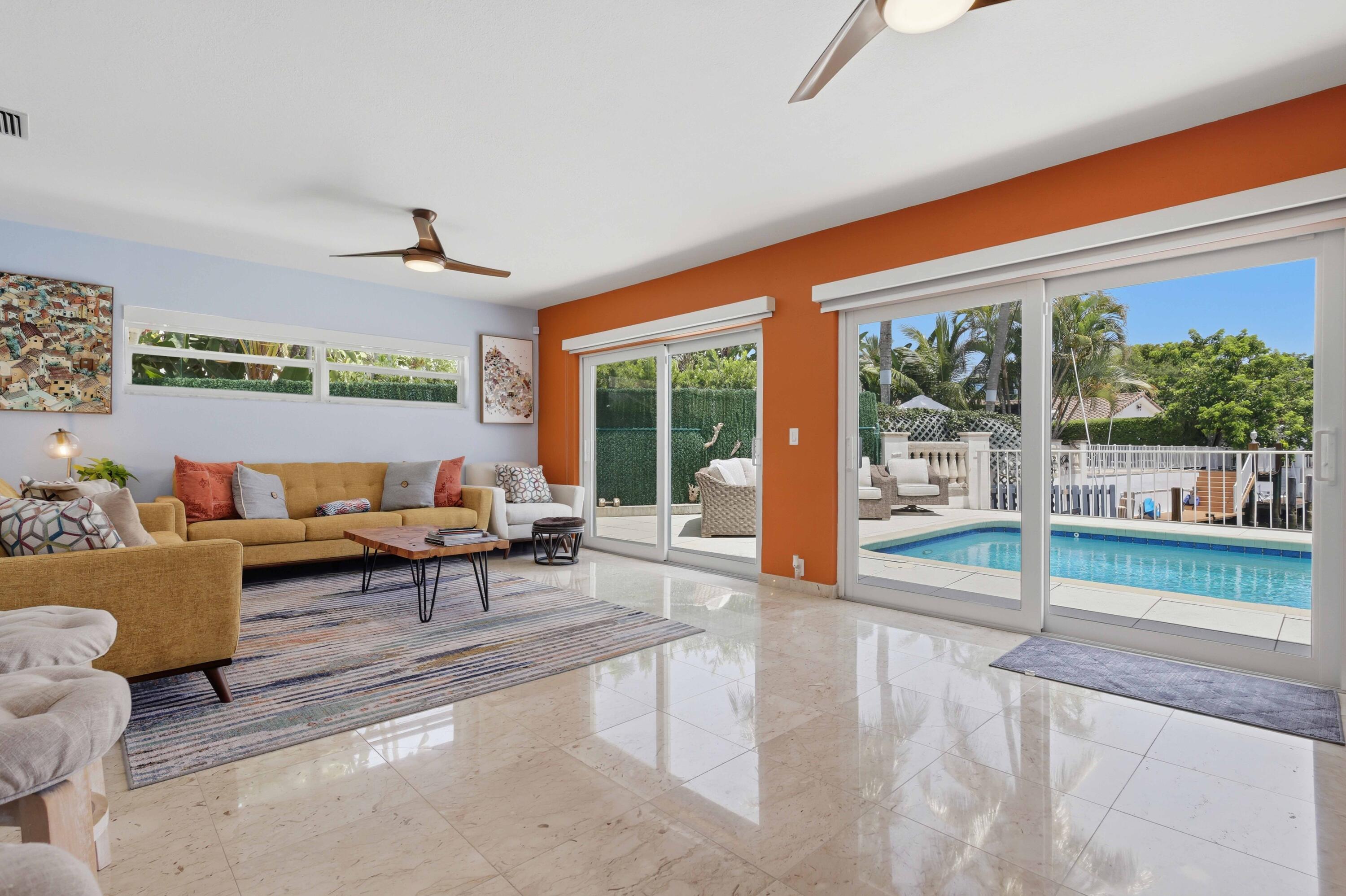 BERMUDA-RIVIERA SUB OF GALT - Residential