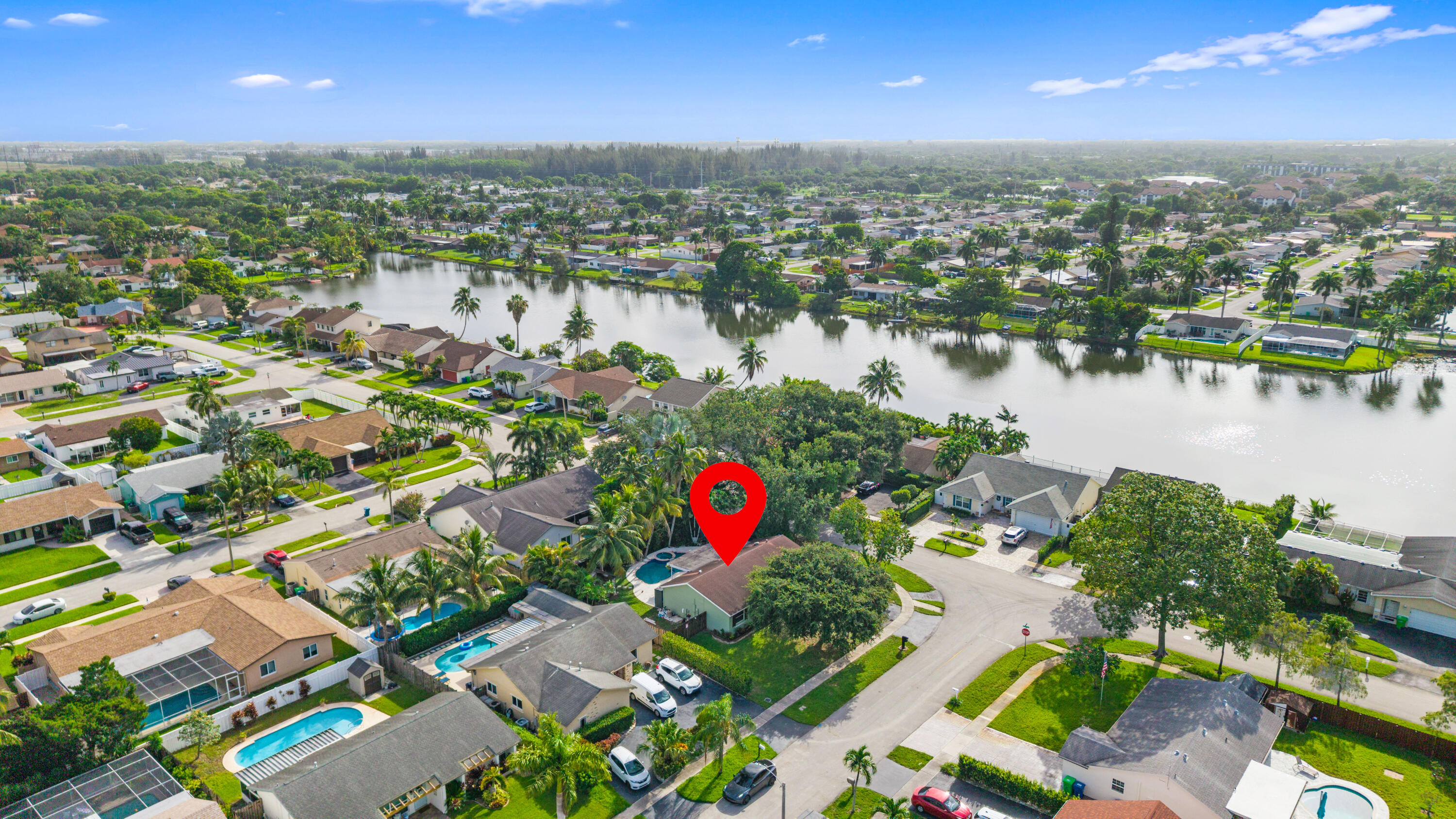 SUNRISE GOLF VILLAGE - Residential