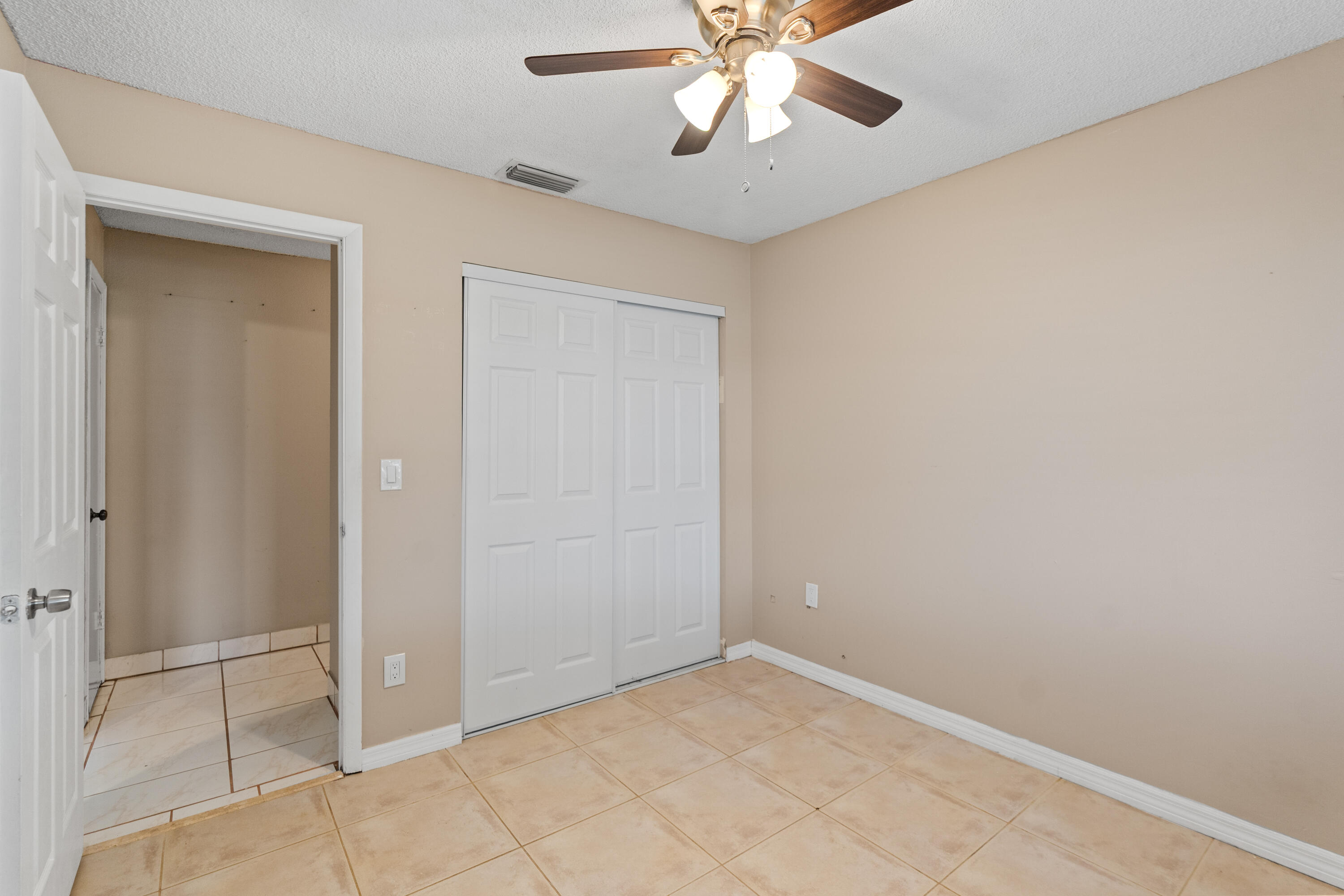 SUNRISE GOLF VILLAGE - Residential