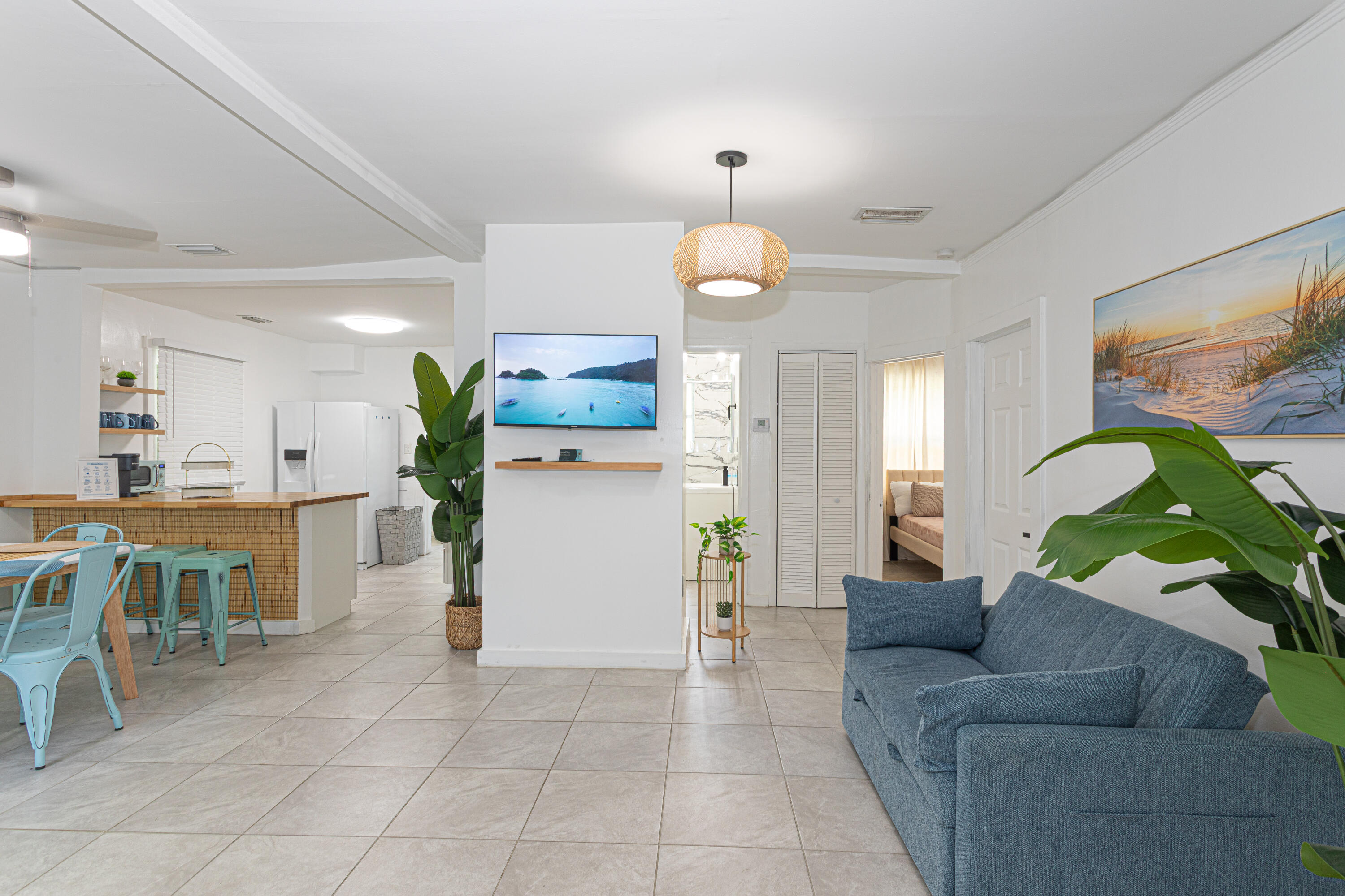 LAKE WORTH TOWN OF - Residential