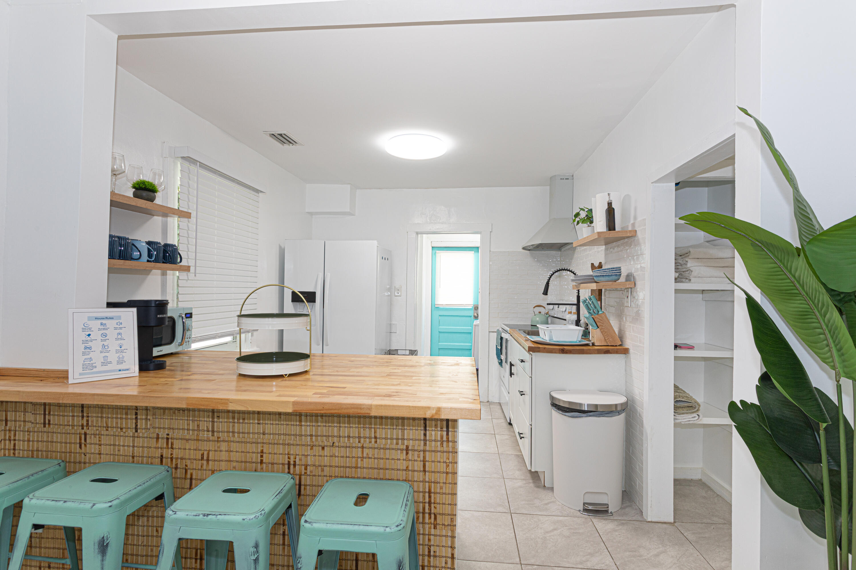 LAKE WORTH TOWN OF - Residential