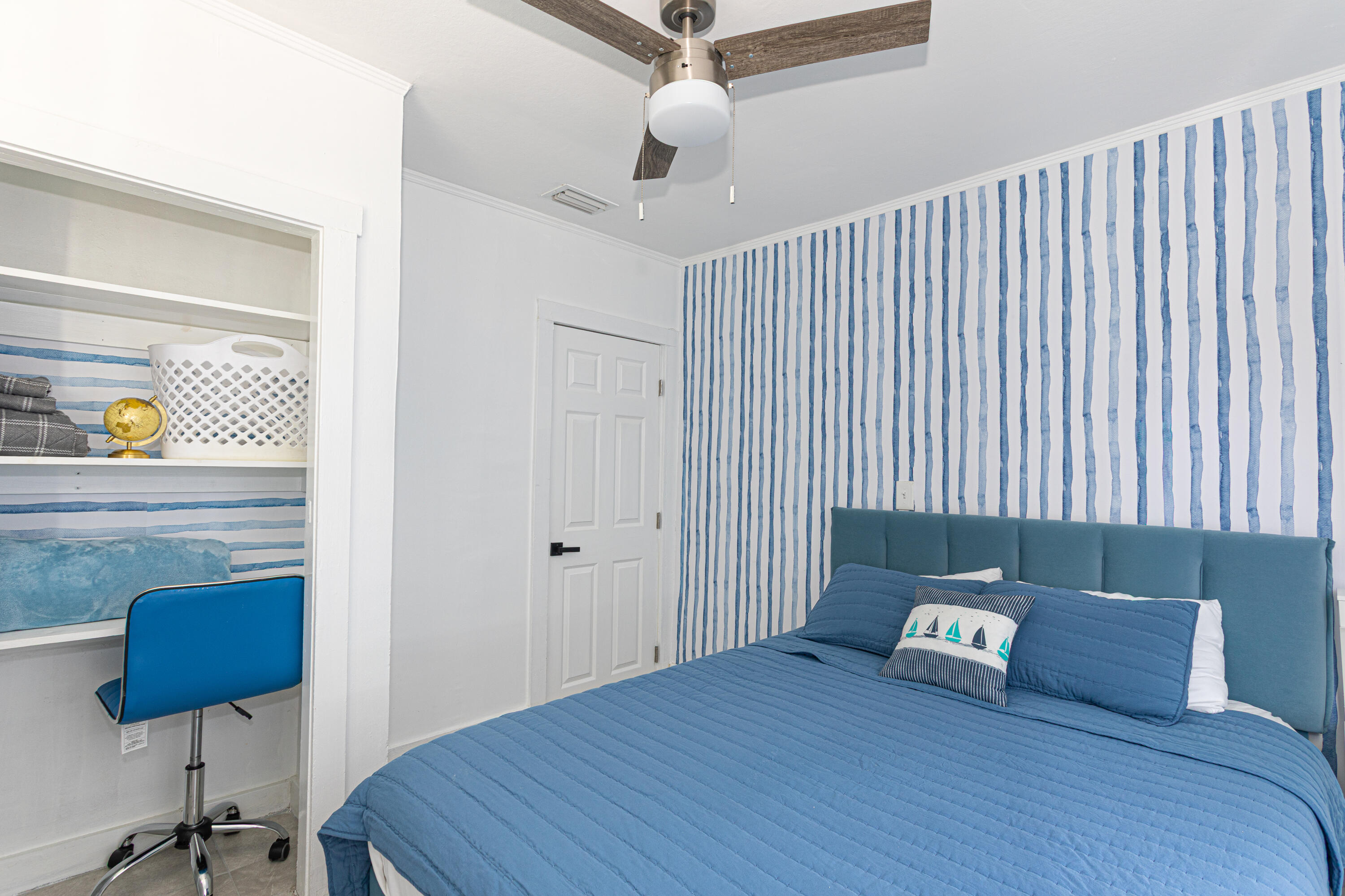 LAKE WORTH TOWN OF - Residential