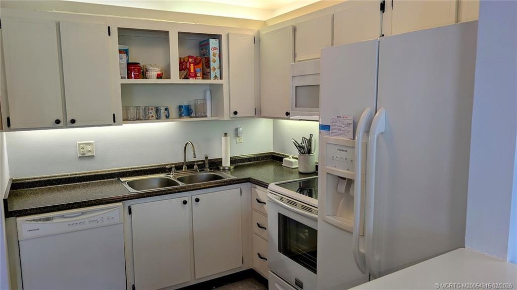 VISTA PINES CONDO - Residential Lease