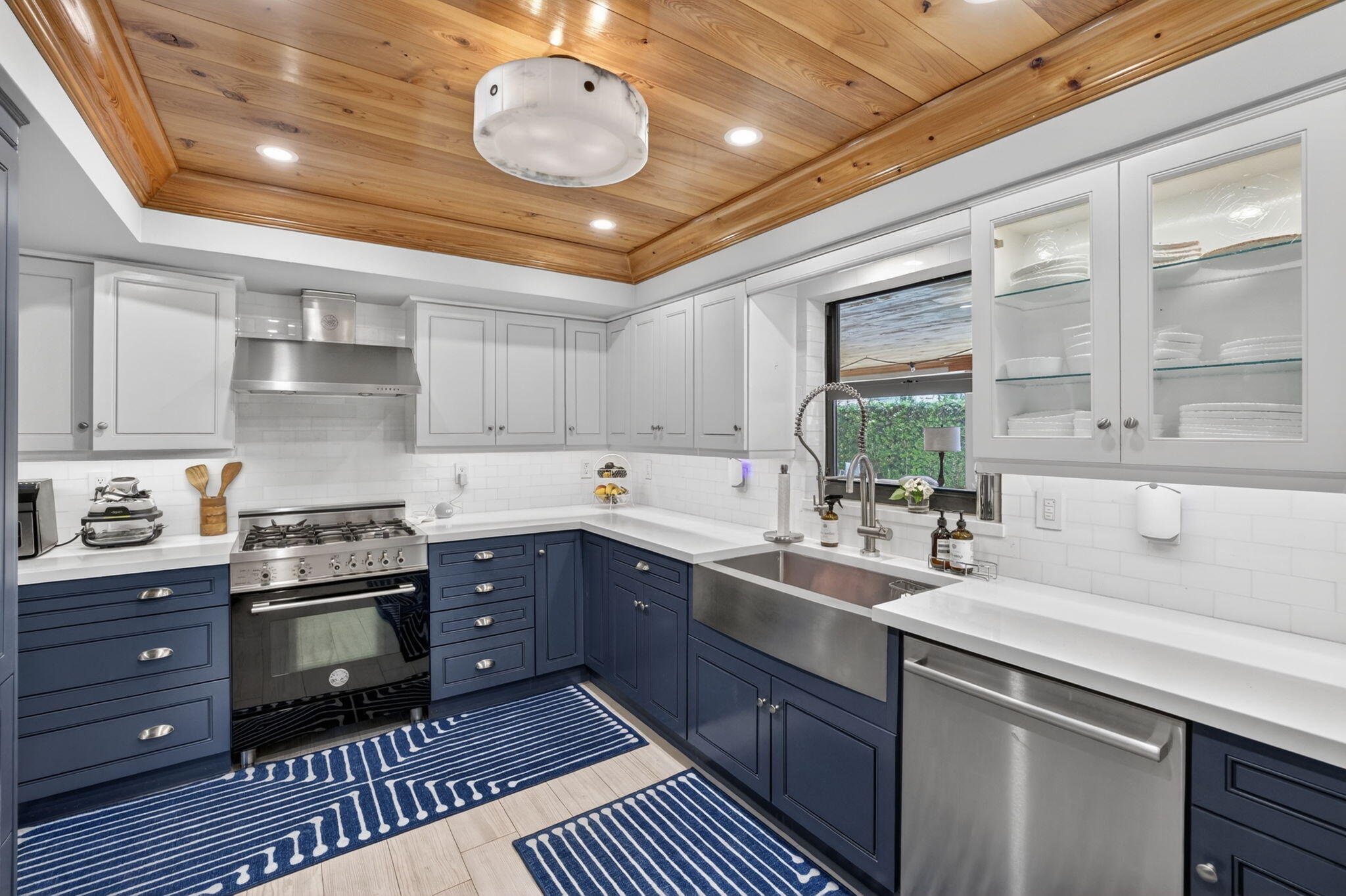 COVE 2ND SEC - Residential