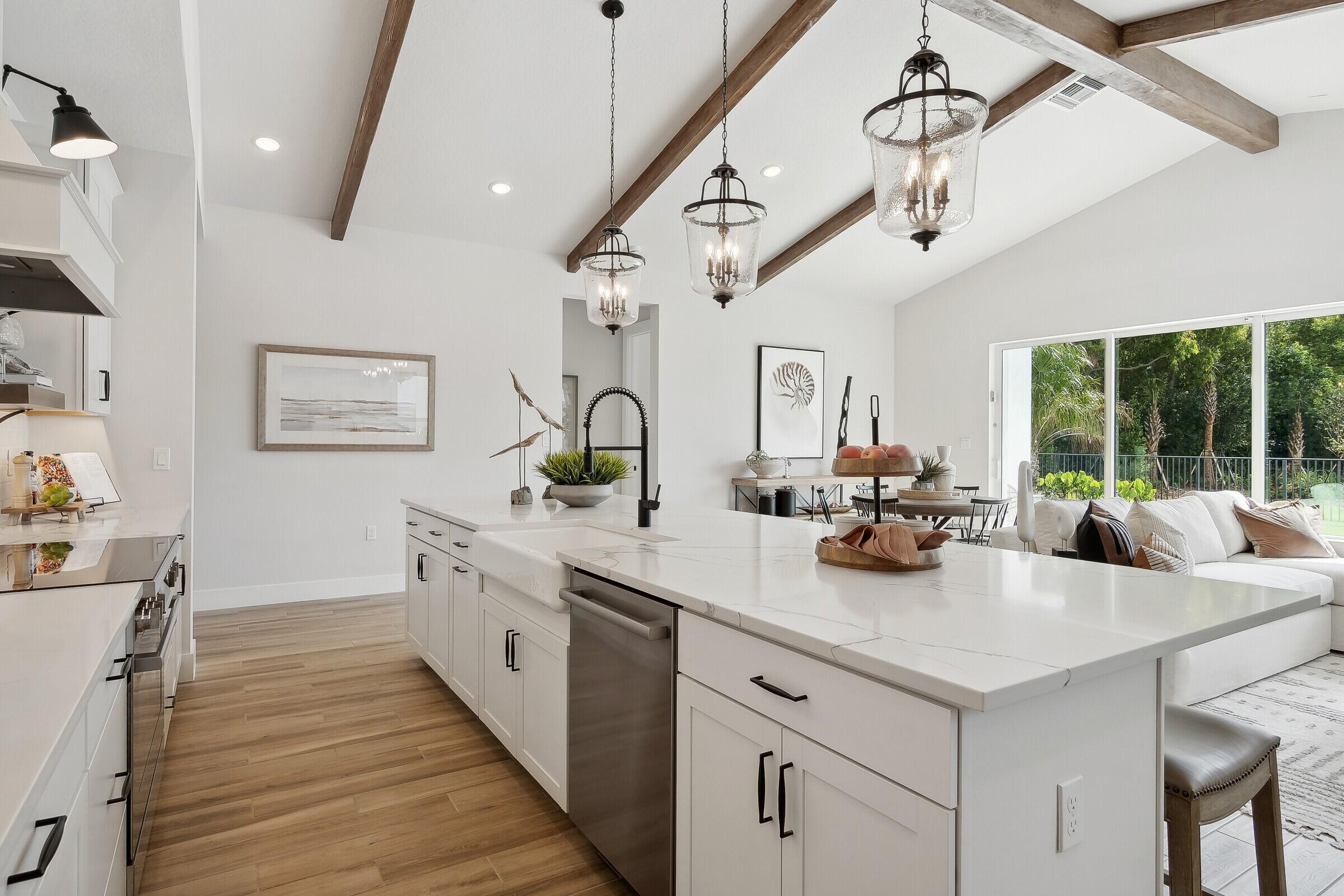 SALERNO RESERVE AT SHOWCASE PUD - Residential