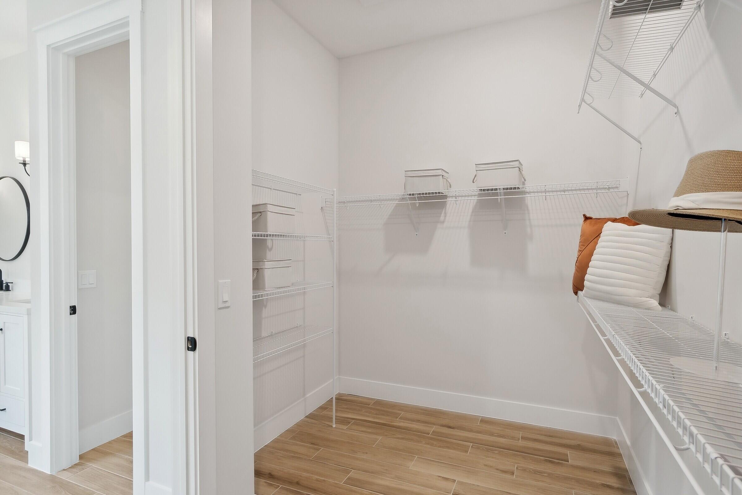 SALERNO RESERVE AT SHOWCASE PUD - Residential