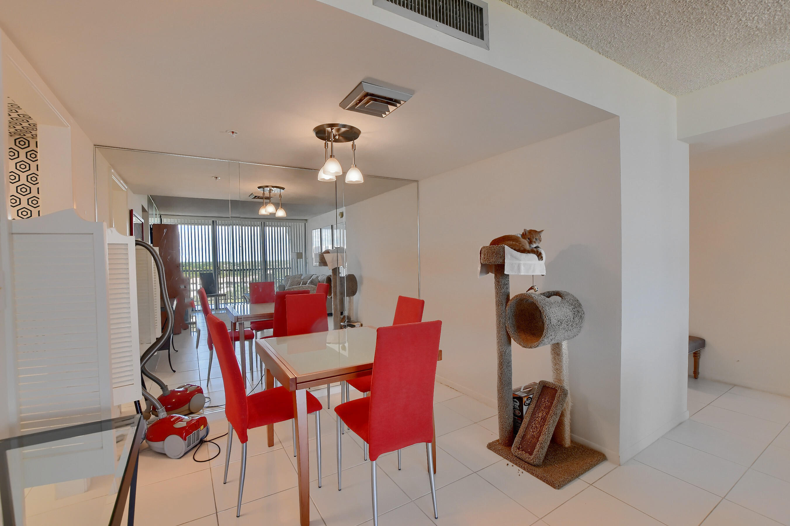 Lakewood Midrise - Residential Lease