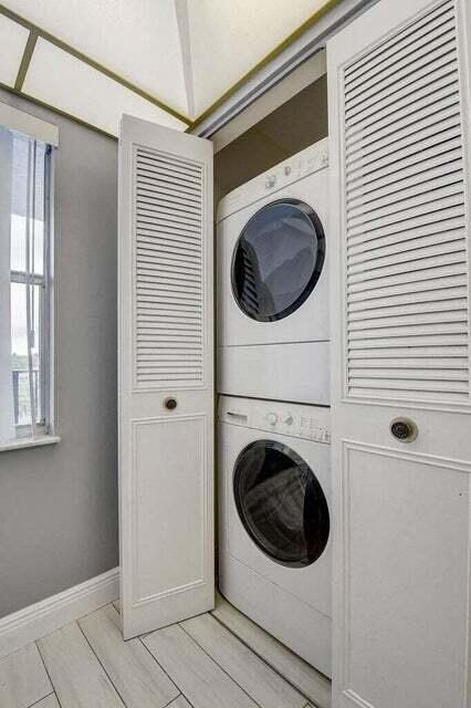 VILLAGES OF ORIOLE DEAUVILLE CONDO - Residential