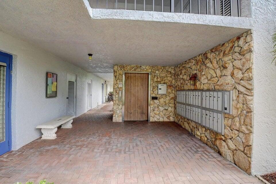 VILLAGES OF ORIOLE DEAUVILLE CONDO - Residential