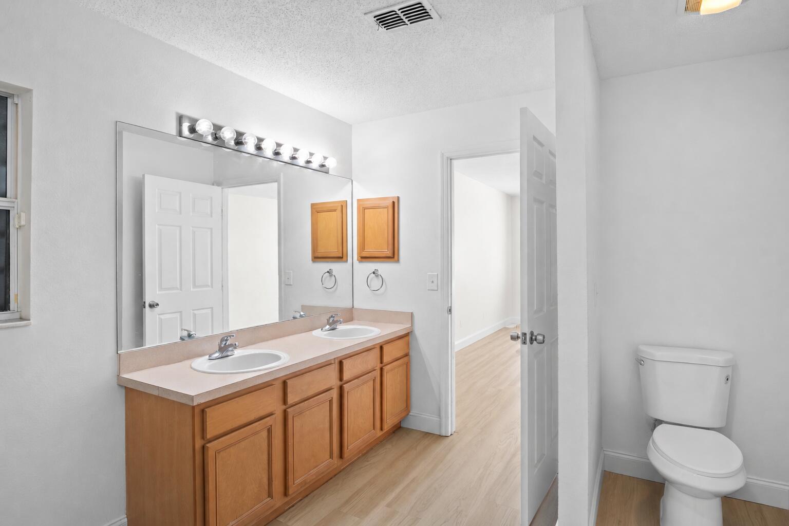 PORT ST LUCIE SECTION 8 - Residential