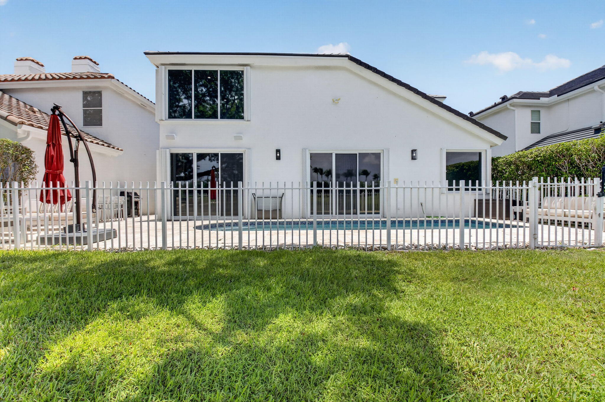 VICTORIA ISLES - Residential Lease