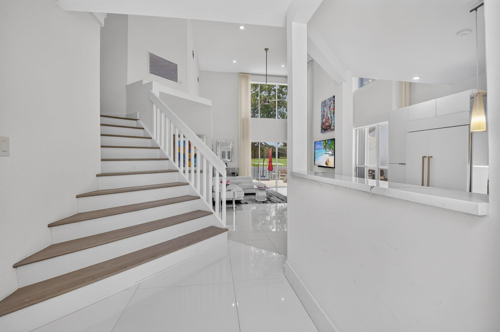 VICTORIA ISLES - Residential Lease